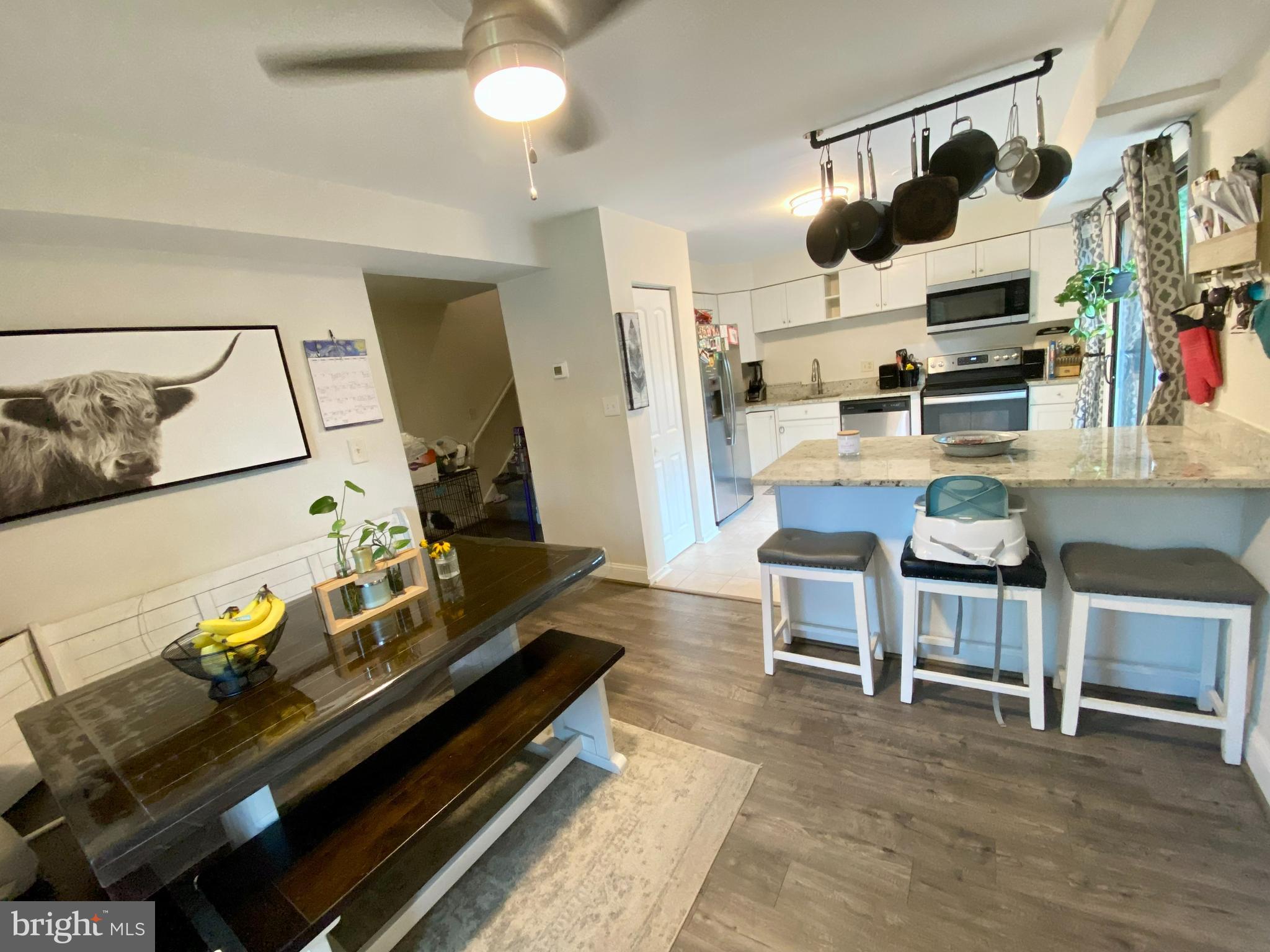 HOLLOW OAKS - Residential