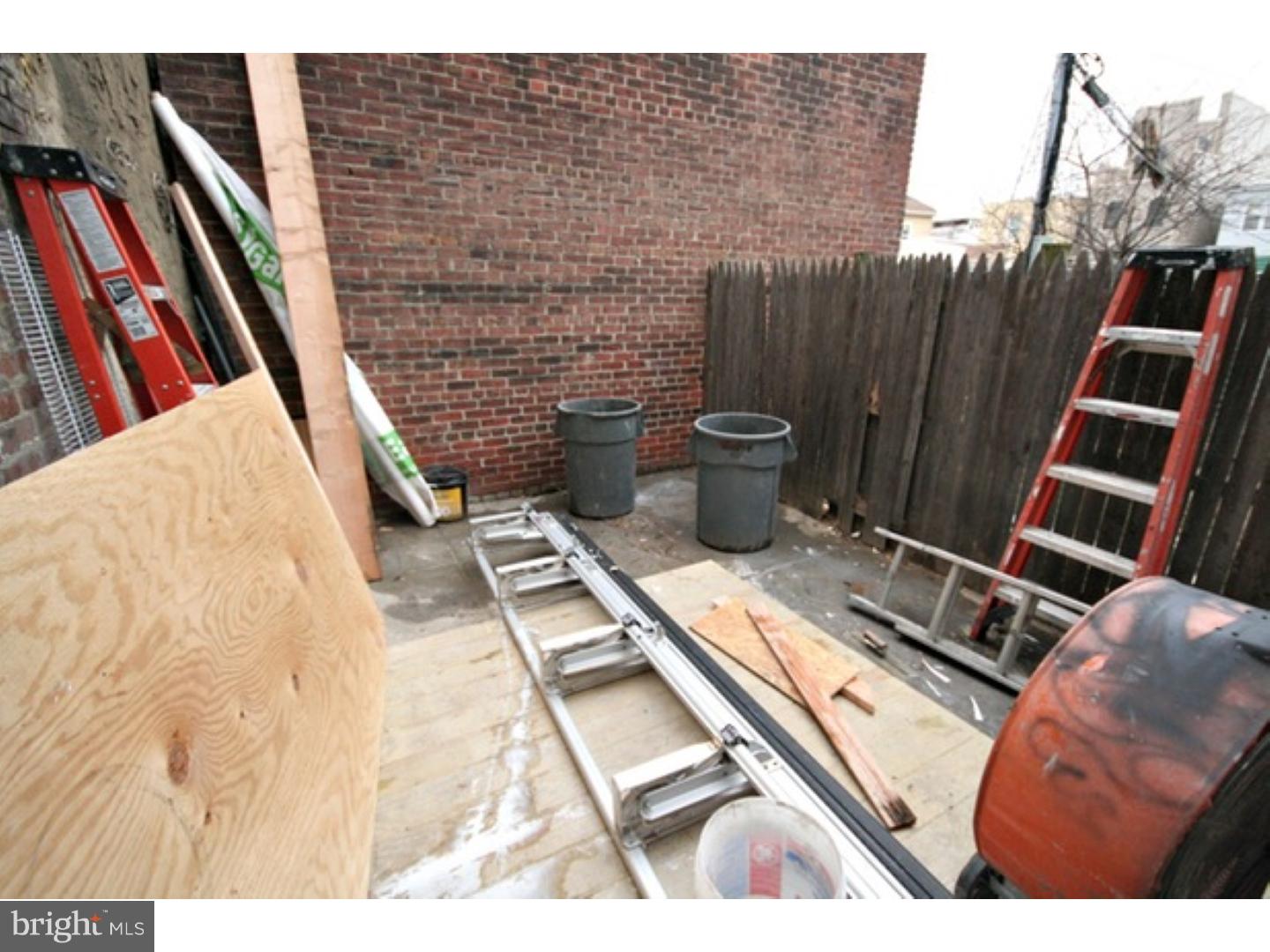 FISHTOWN - Residential Lease