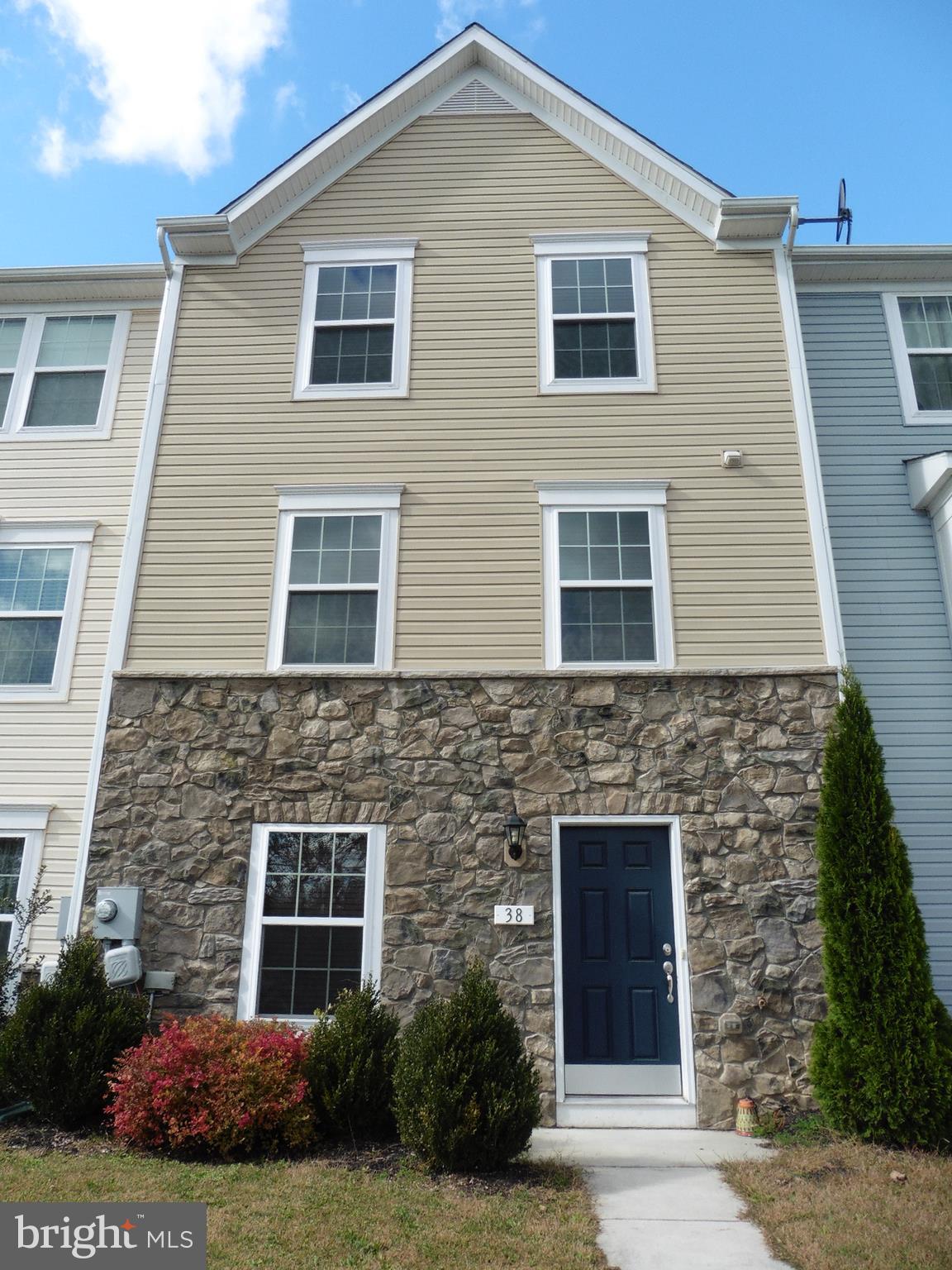 BUNKER HILL - Residential