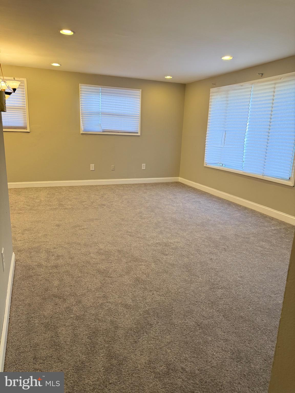 DISTRICT HEIGHTS - Residential