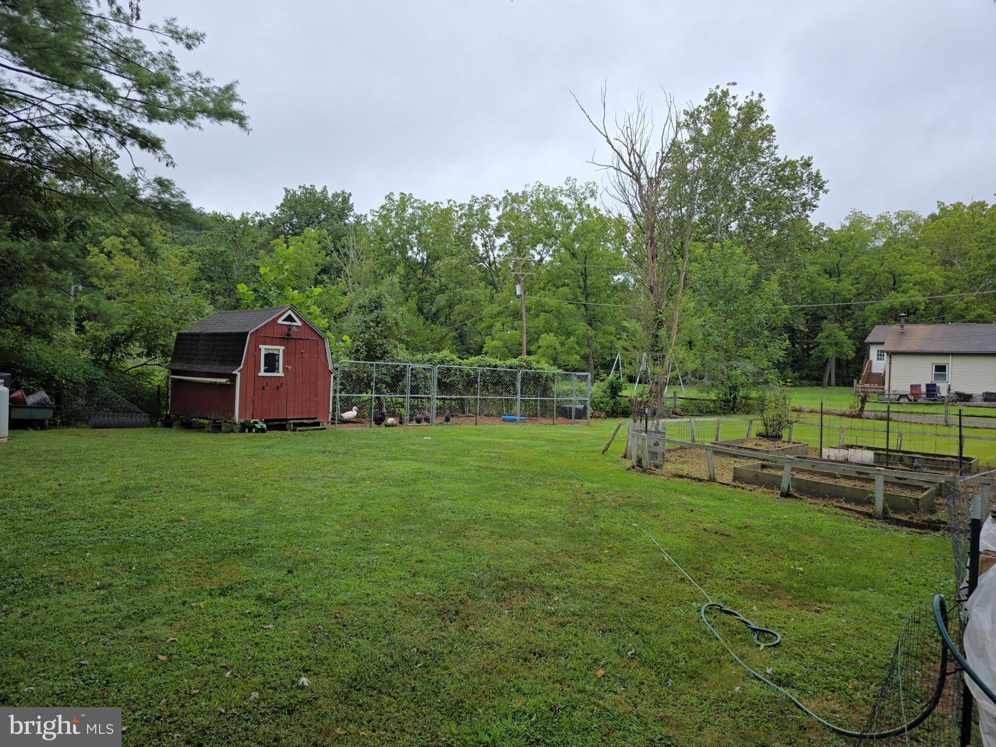32 GRESHVILLE ROAD