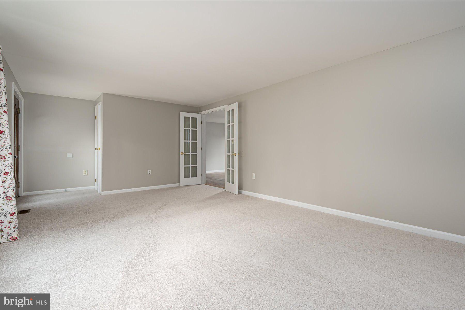 SYLVAN SHORES - Residential