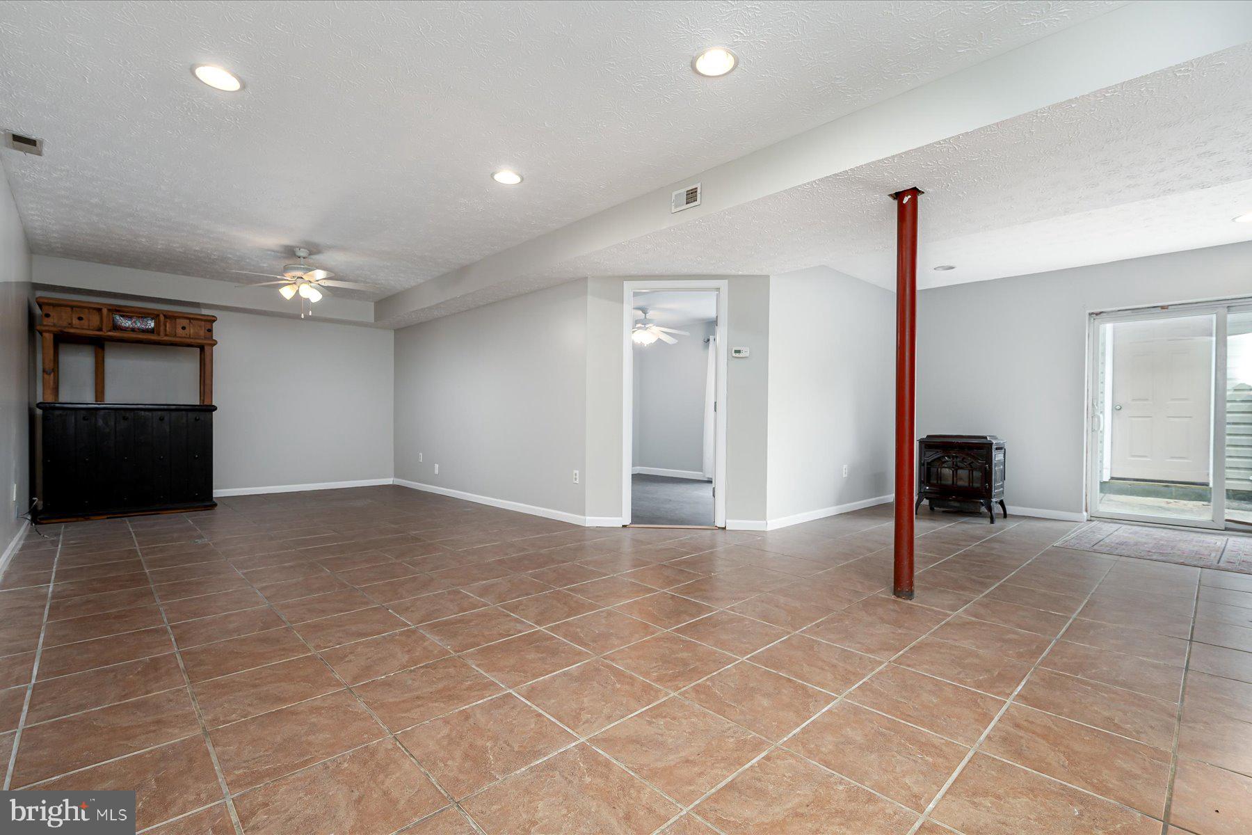 SYLVAN SHORES - Residential