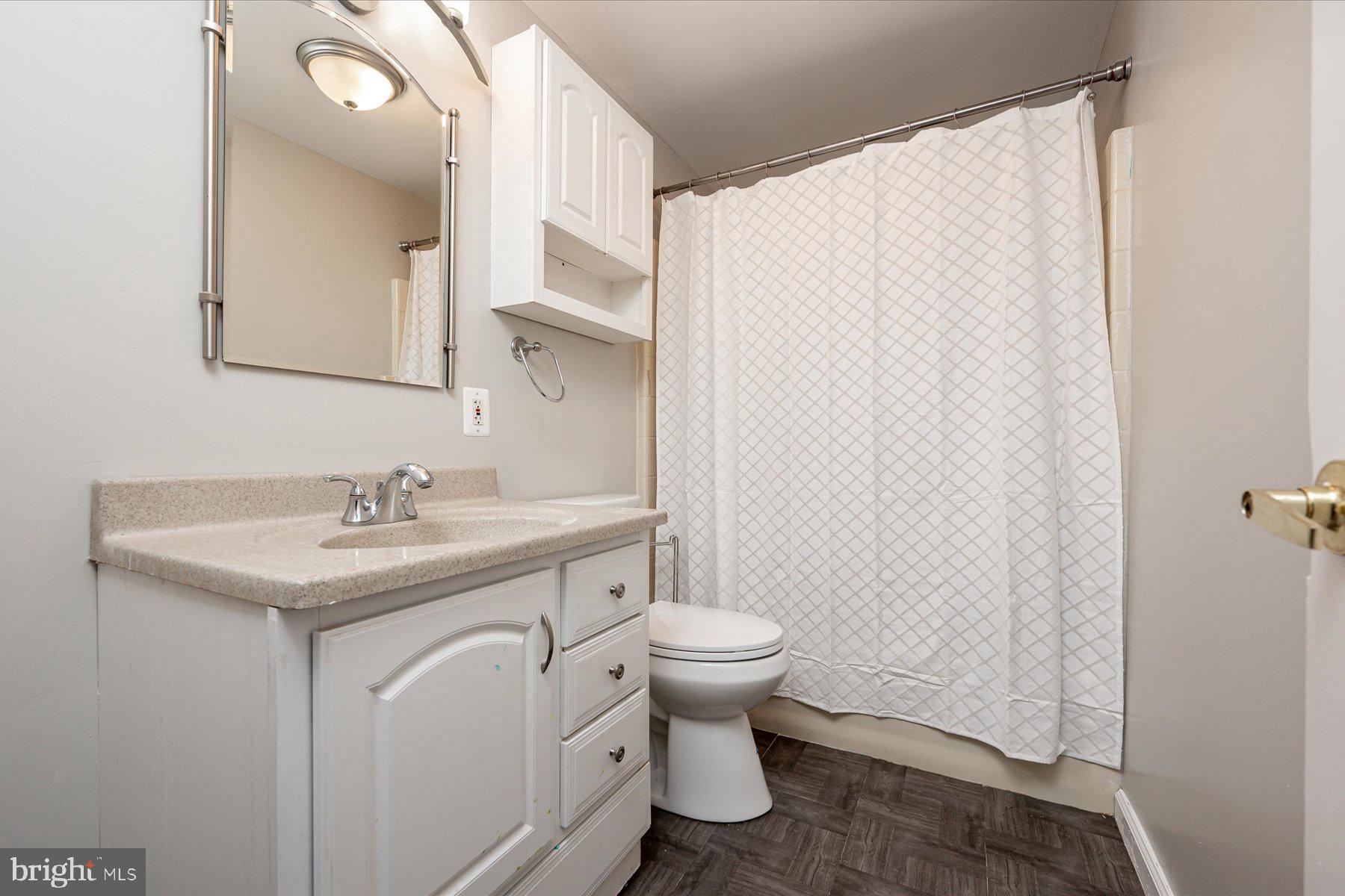 SYLVAN SHORES - Residential