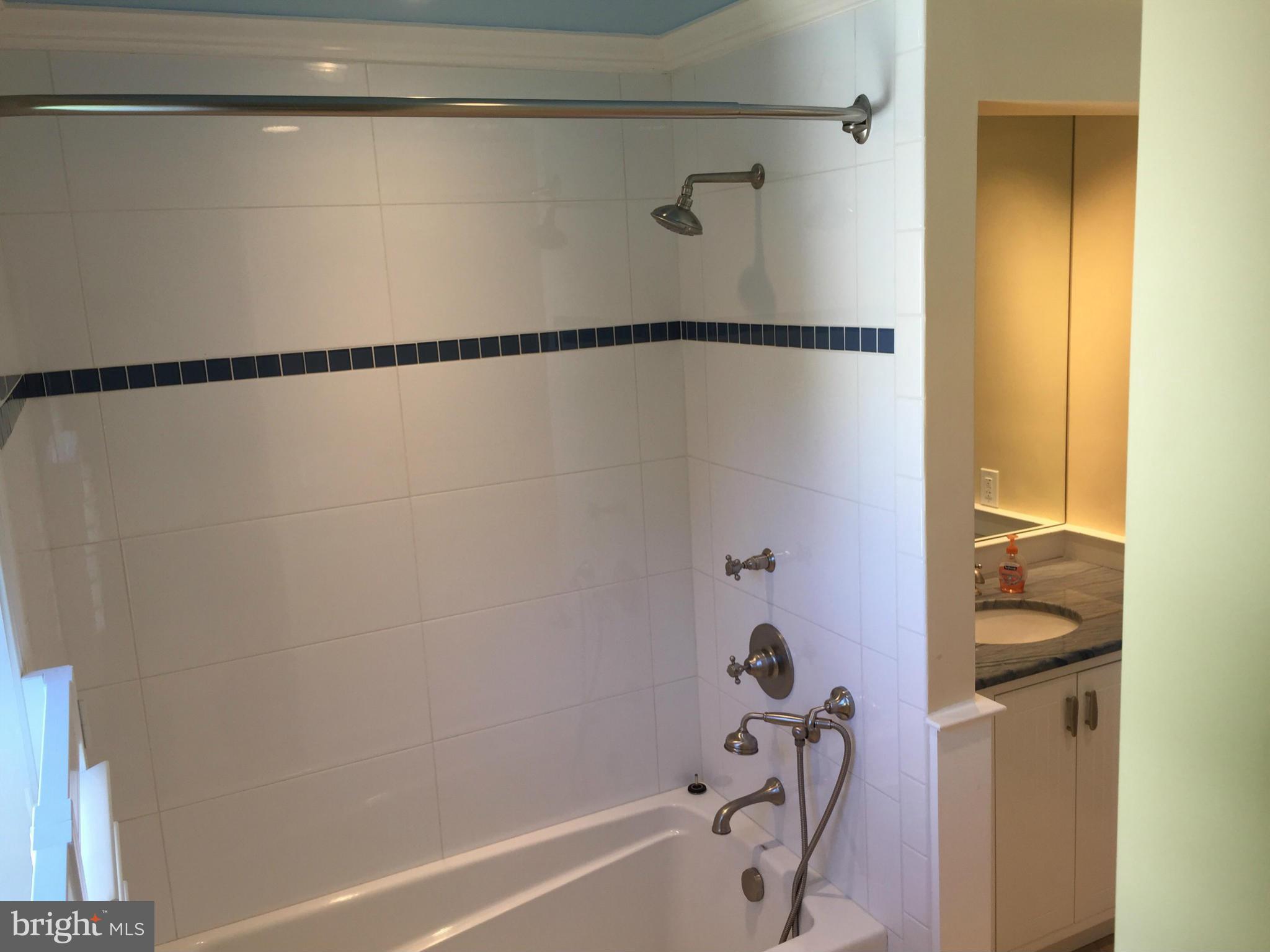 NORTH FARM - Residential Lease