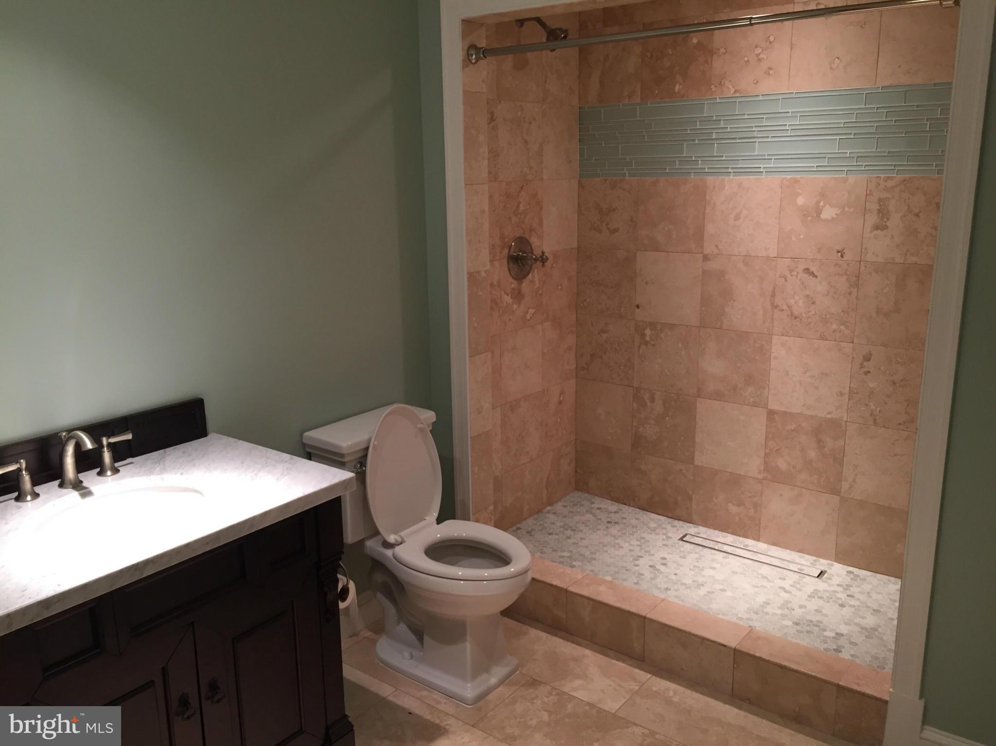 NORTH FARM - Residential Lease