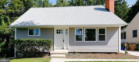 Photo of 1602 Veirs Mill Road, ROCKVILLE, MD 20851 (MLS # MDMC2225694)