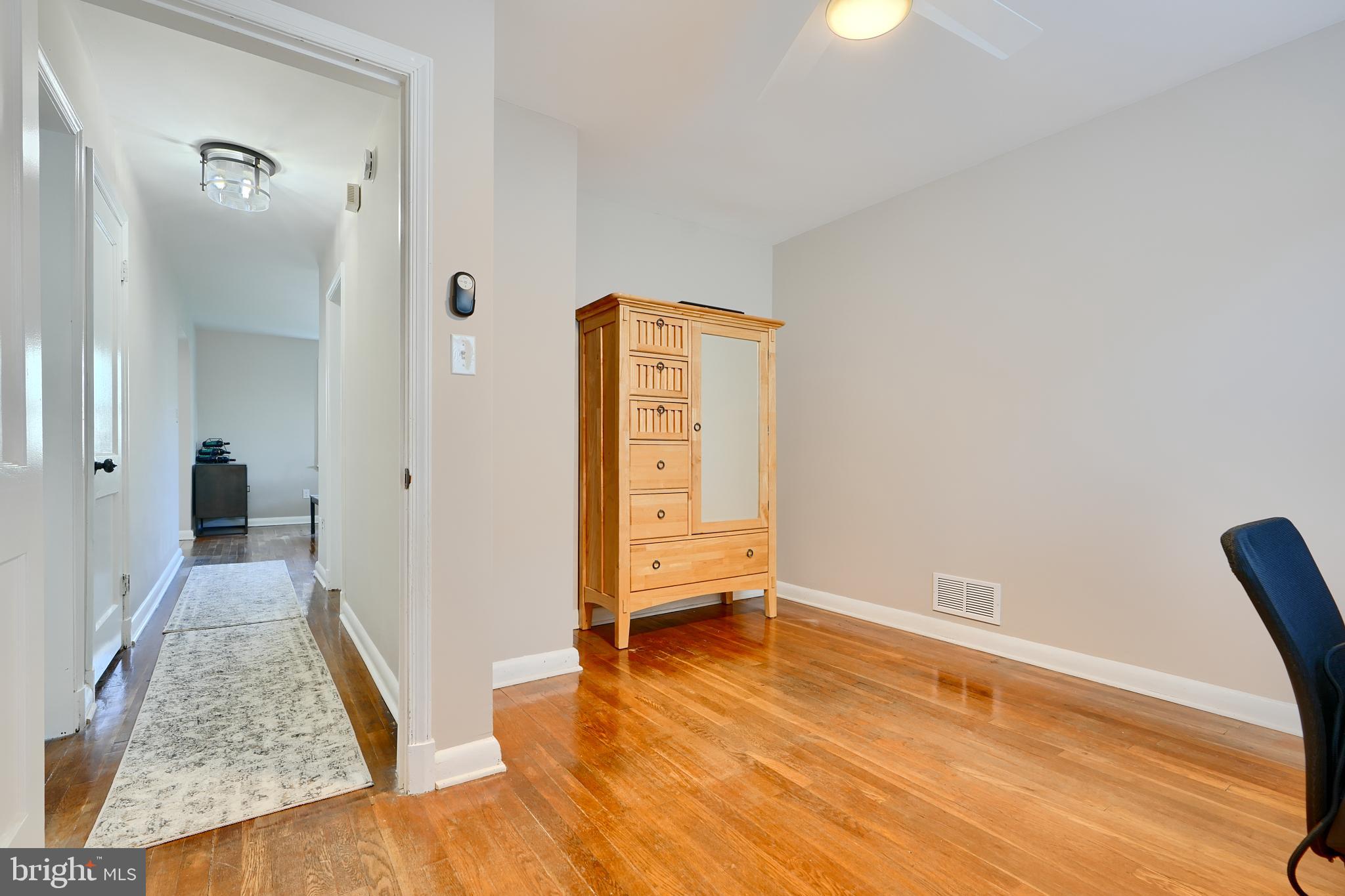 HILLENDALE PARK - Residential