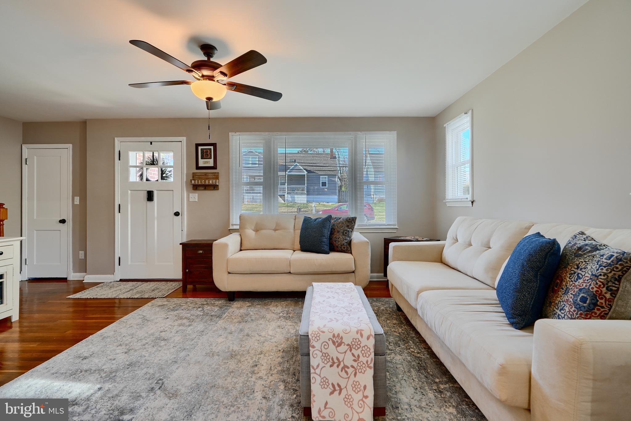 HILLENDALE PARK - Residential