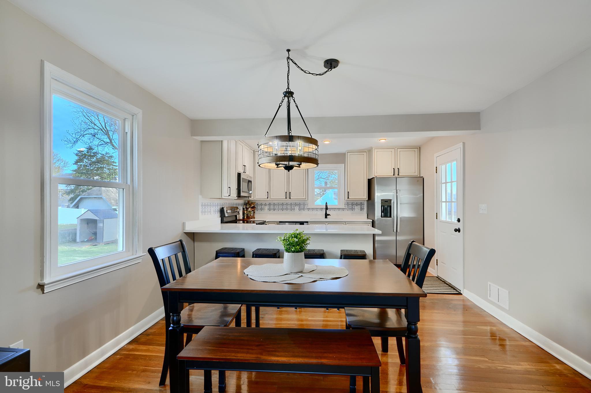 HILLENDALE PARK - Residential