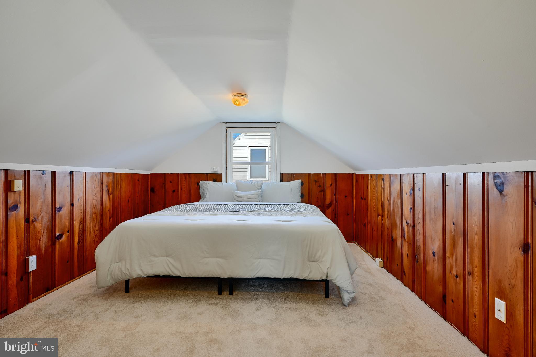 HILLENDALE PARK - Residential