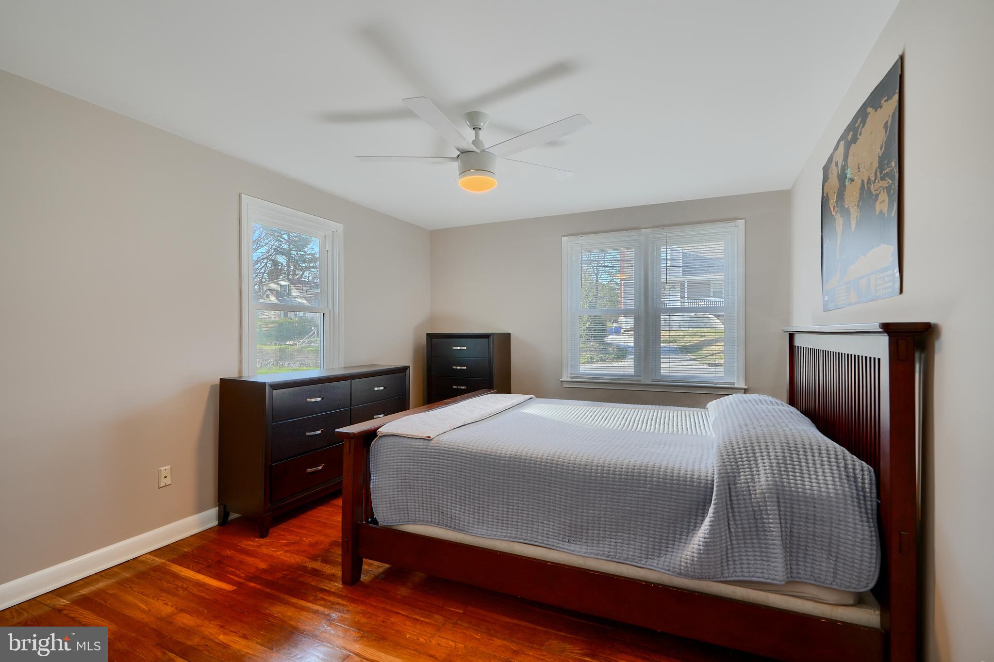 HILLENDALE PARK - Residential