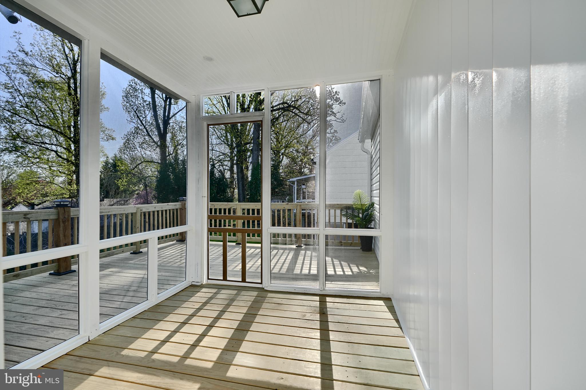 HILLENDALE PARK - Residential