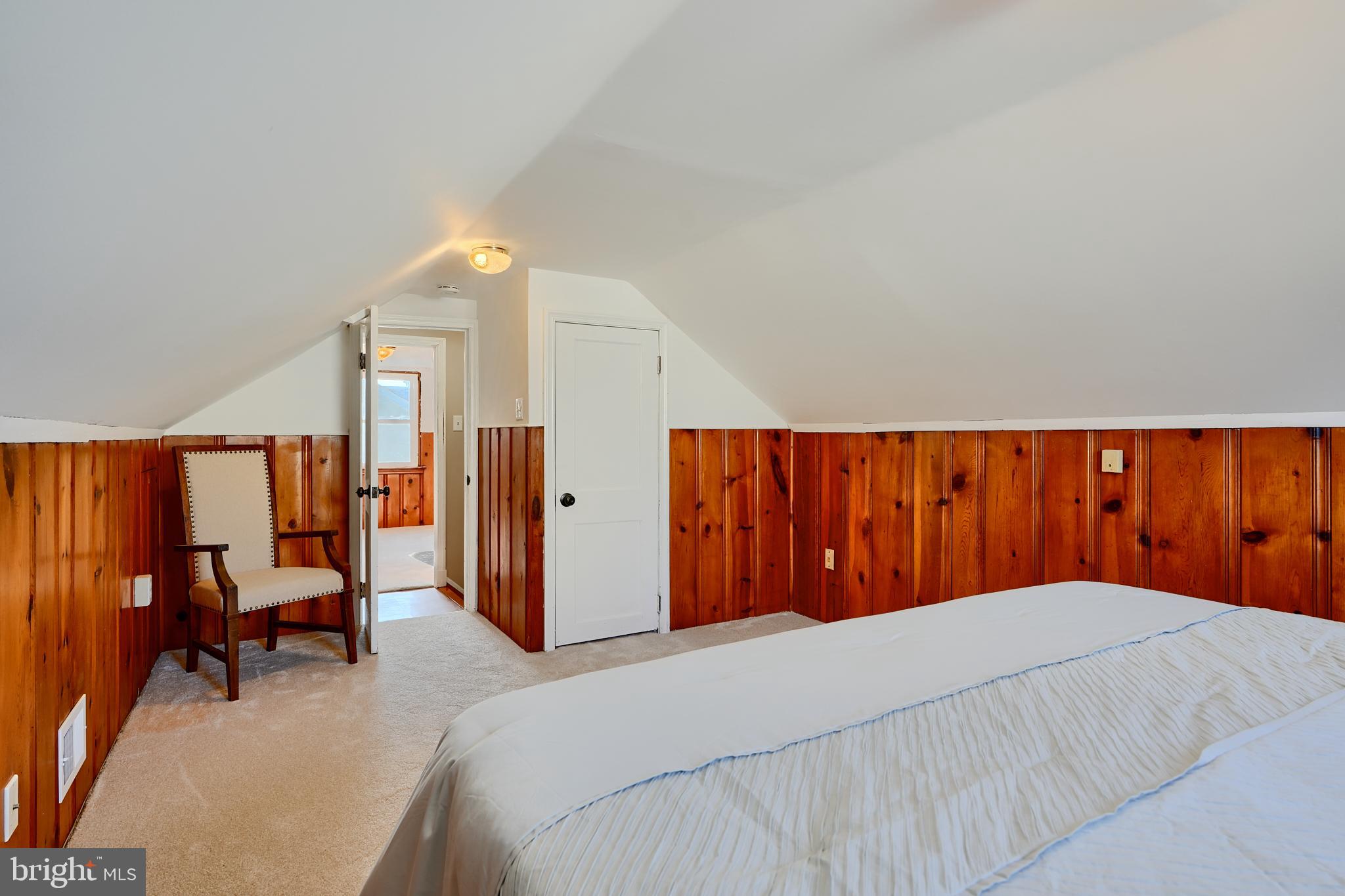 HILLENDALE PARK - Residential