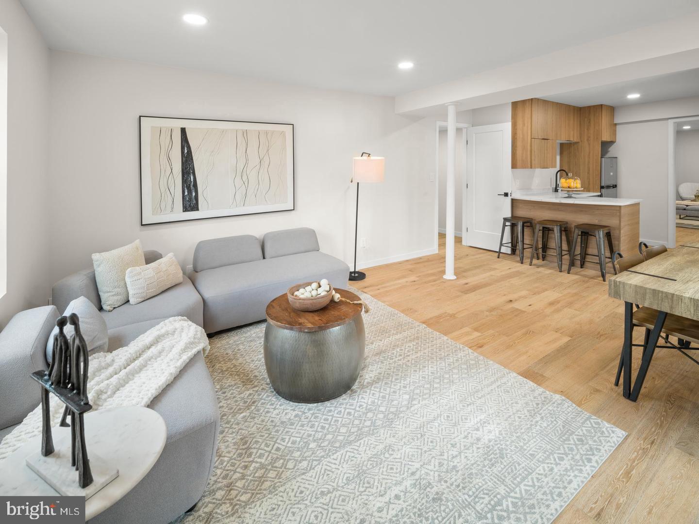 REGENCY ESTATES - Residential Lease