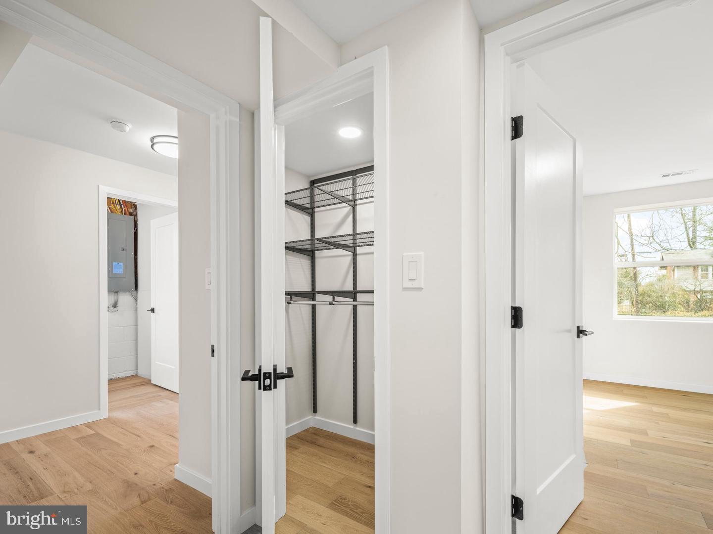 REGENCY ESTATES - Residential Lease