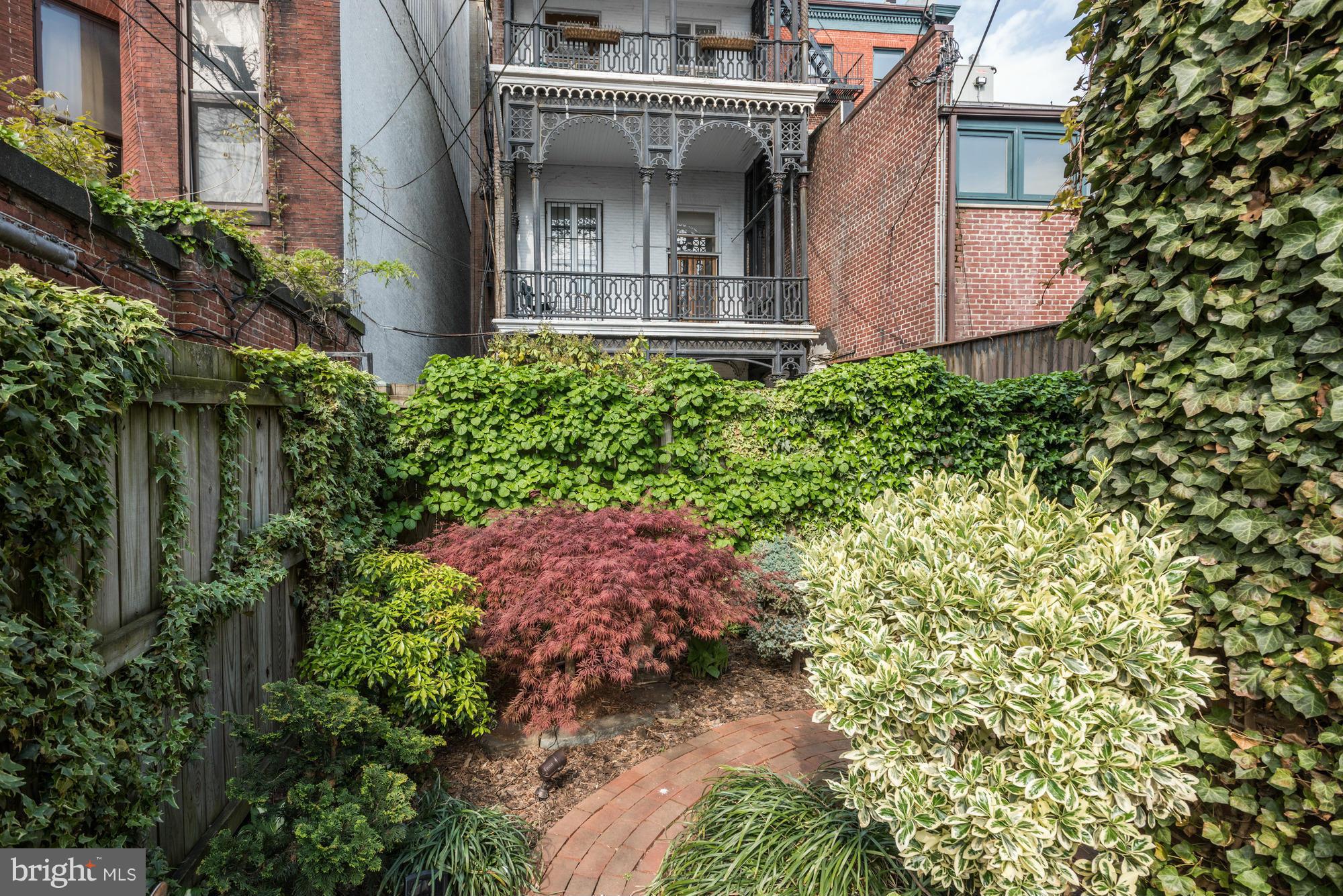 MOUNT VERNON PLACE HISTORIC DISTRICT - Residential