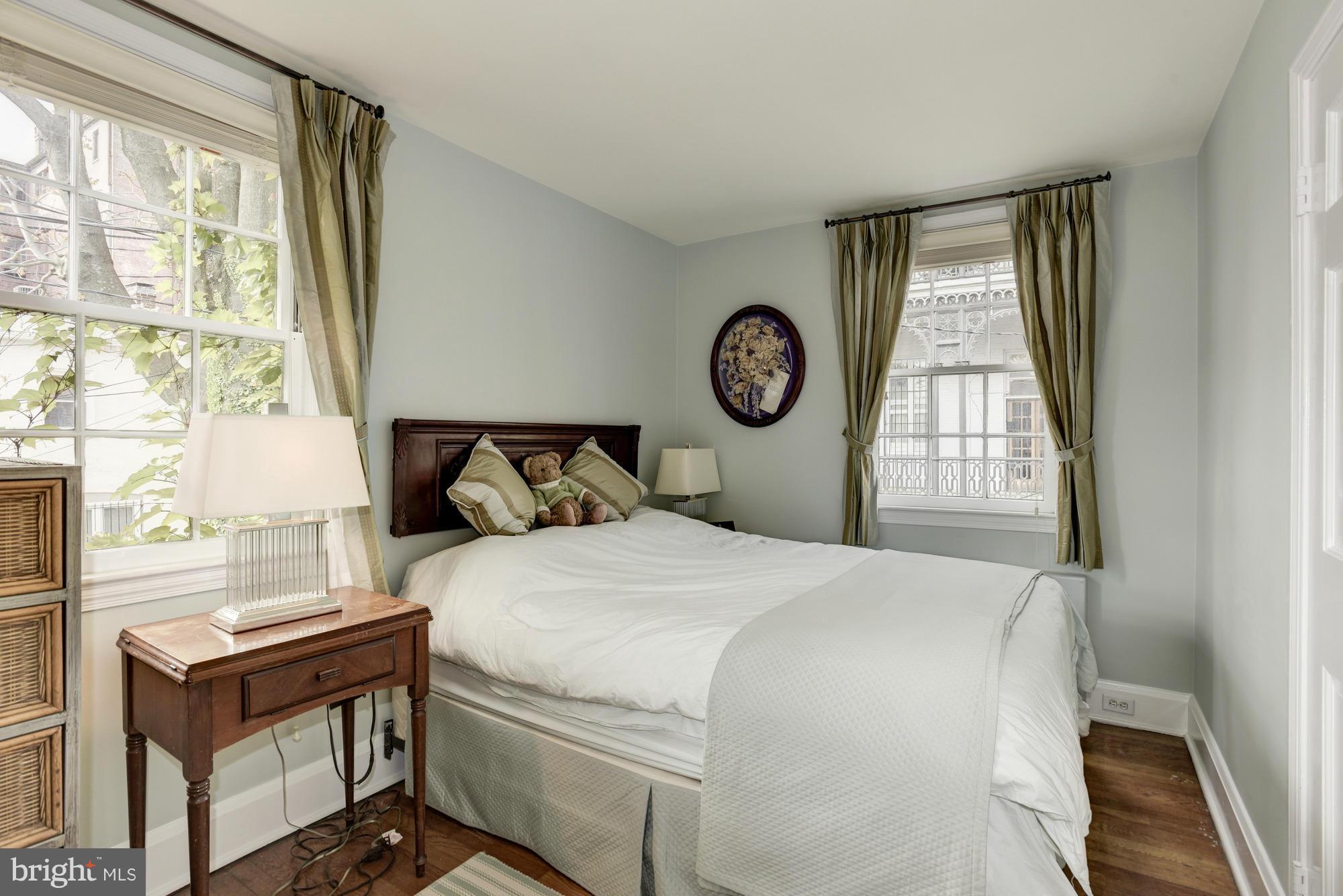 MOUNT VERNON PLACE HISTORIC DISTRICT - Residential