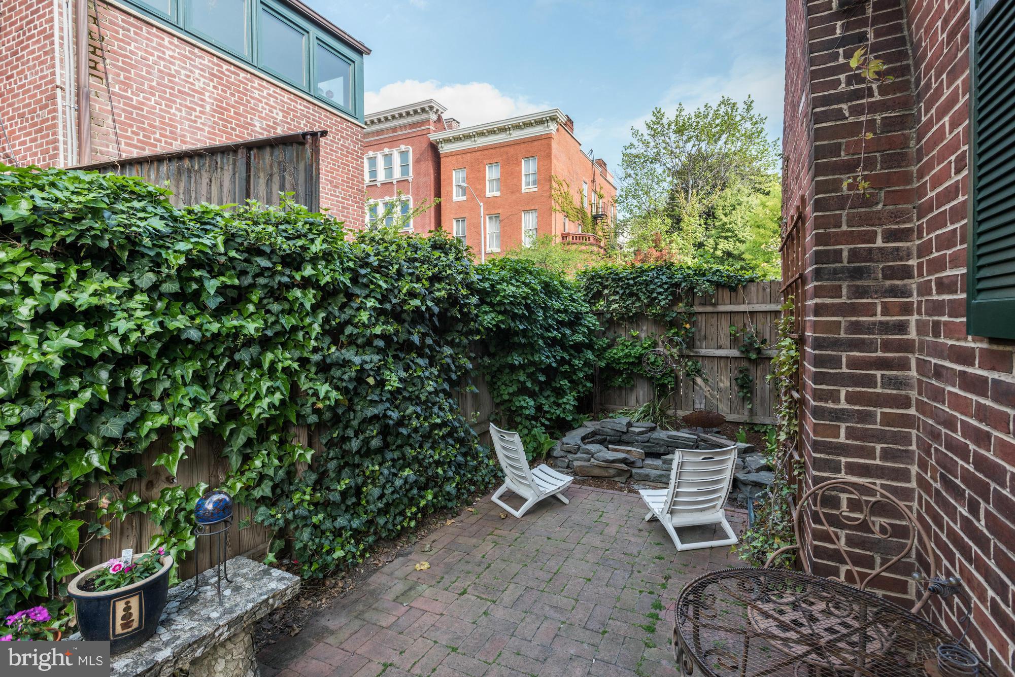 MOUNT VERNON PLACE HISTORIC DISTRICT - Residential