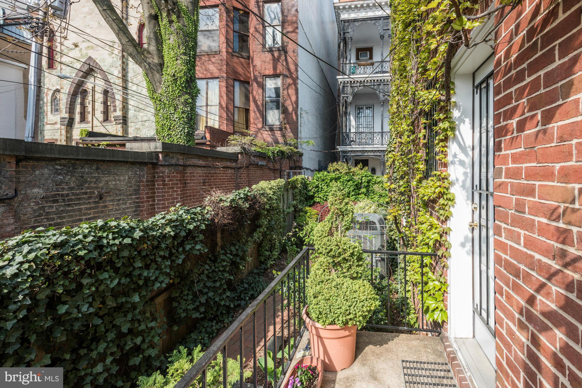 MOUNT VERNON PLACE HISTORIC DISTRICT - Residential