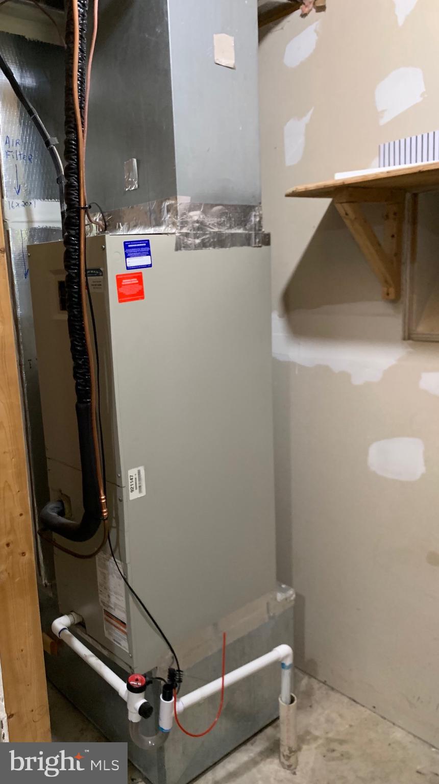 NORTHBROOK ESTATES - Residential