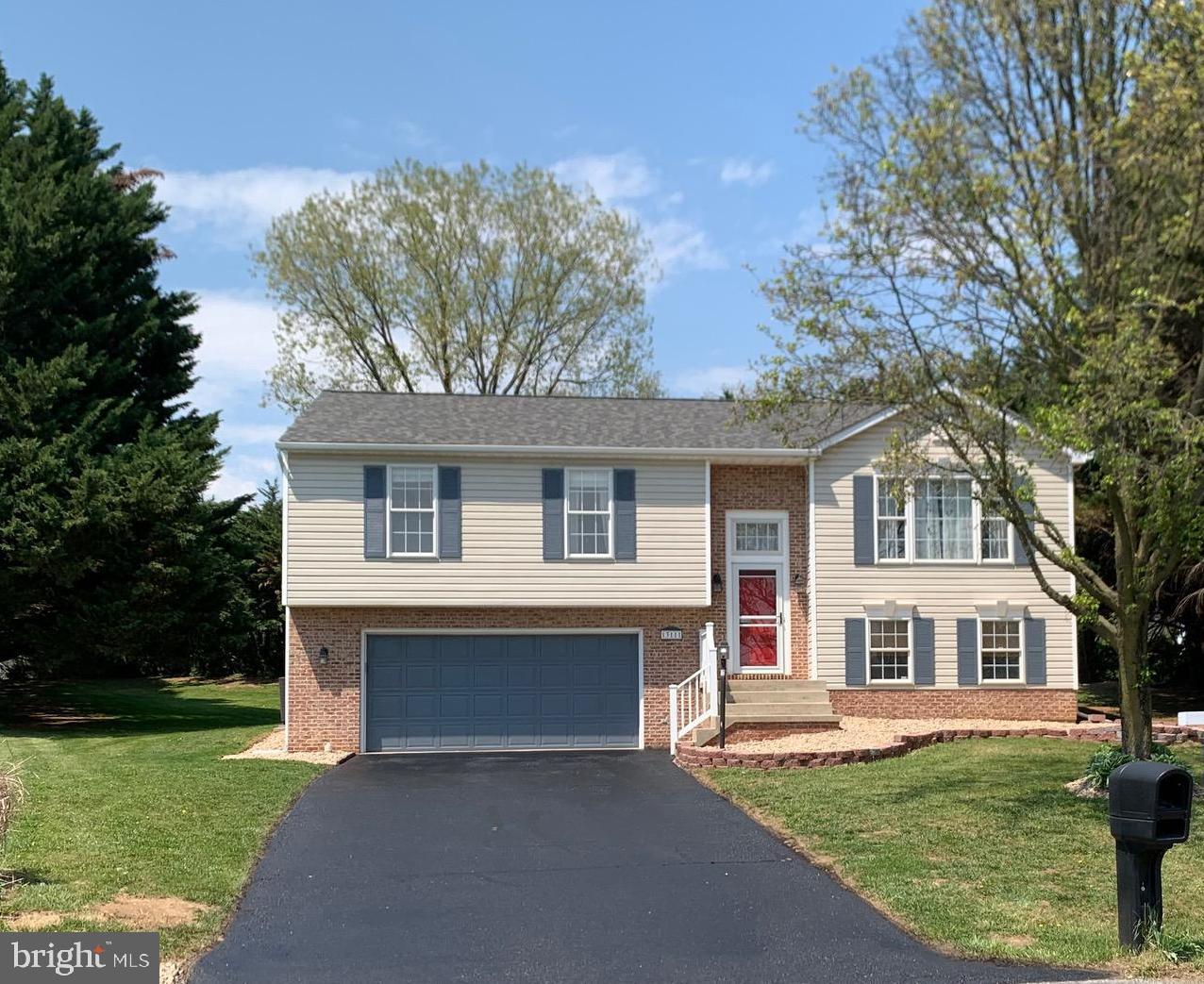 NORTHBROOK ESTATES - Residential