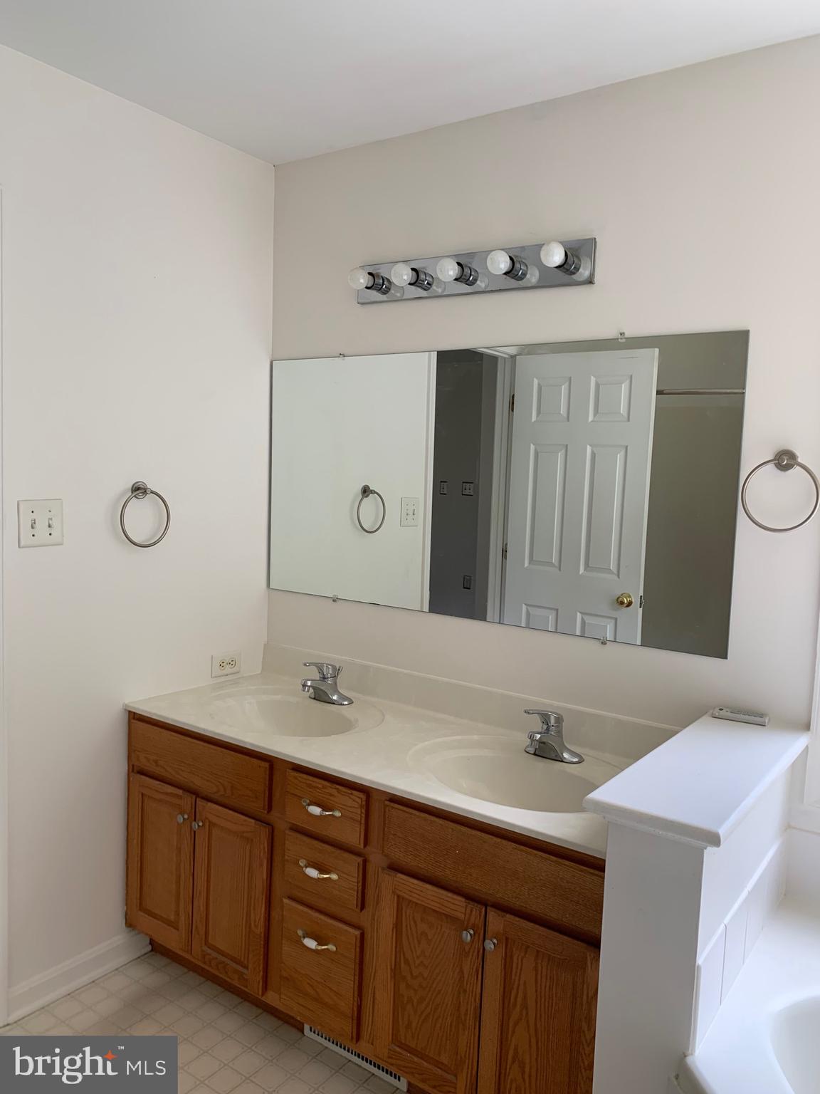 NORTHBROOK ESTATES - Residential