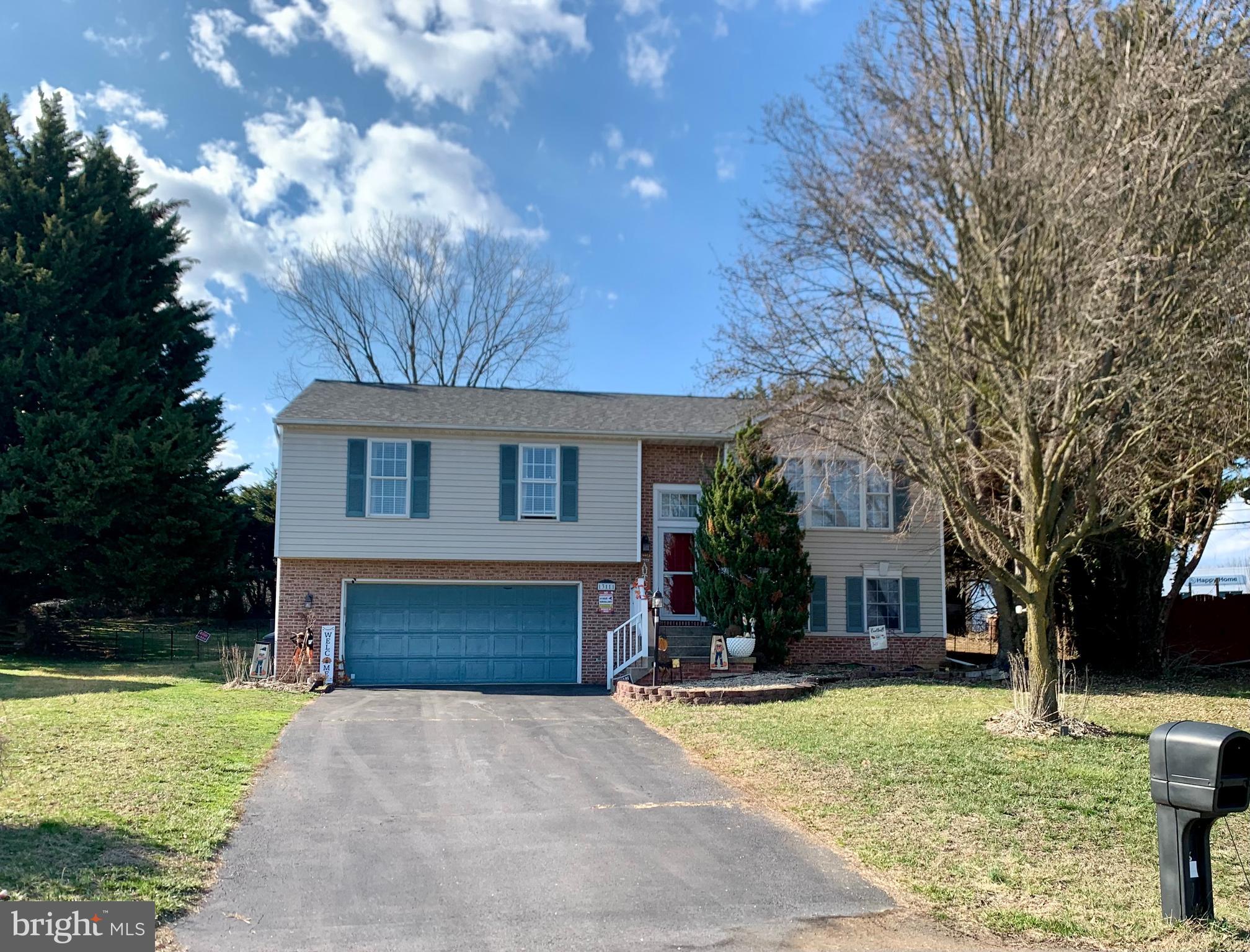 13111 HYACINTH COURT