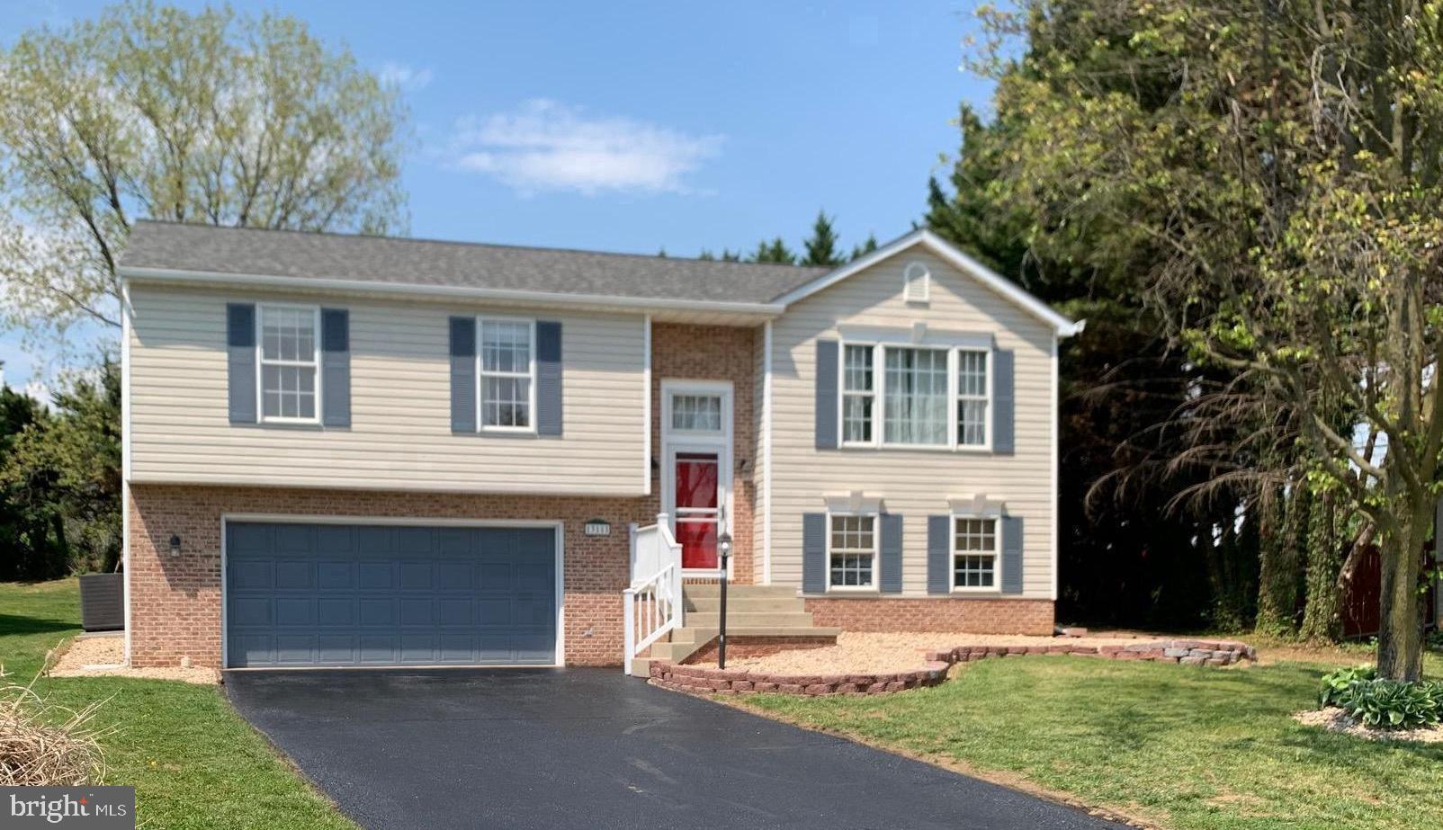 NORTHBROOK ESTATES - Residential