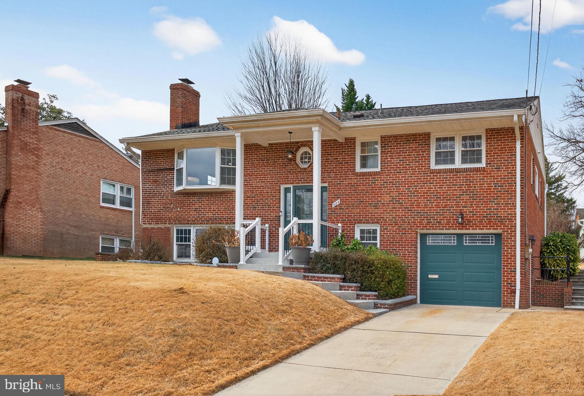 524 N LONGFELLOW STREET