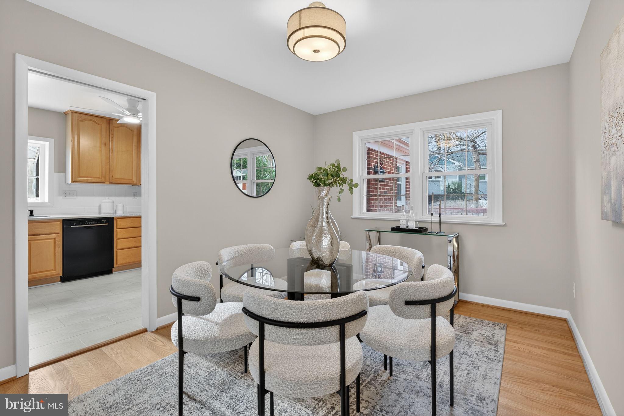 BOULEVARD MANOR - Residential