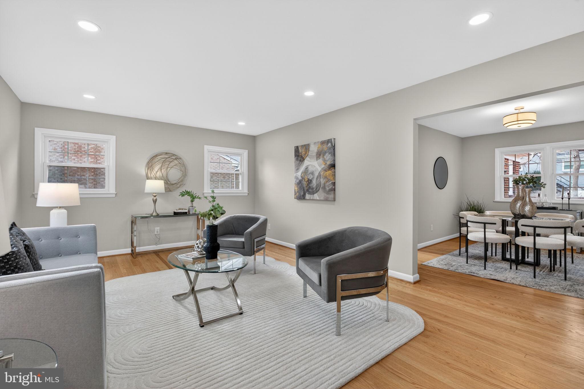 BOULEVARD MANOR - Residential