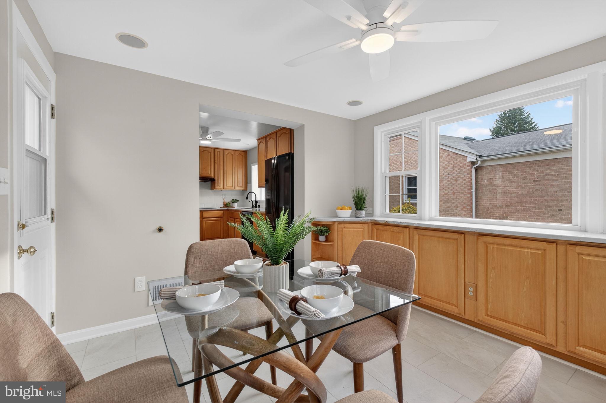 BOULEVARD MANOR - Residential