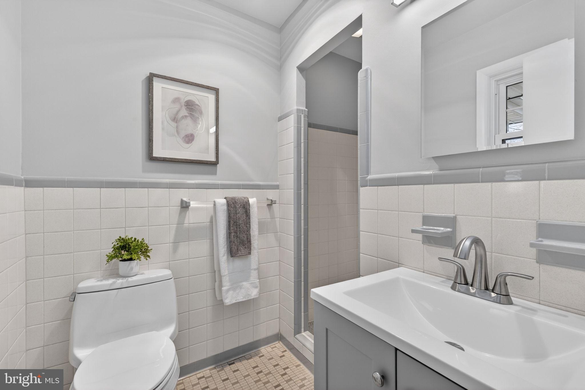 BOULEVARD MANOR - Residential