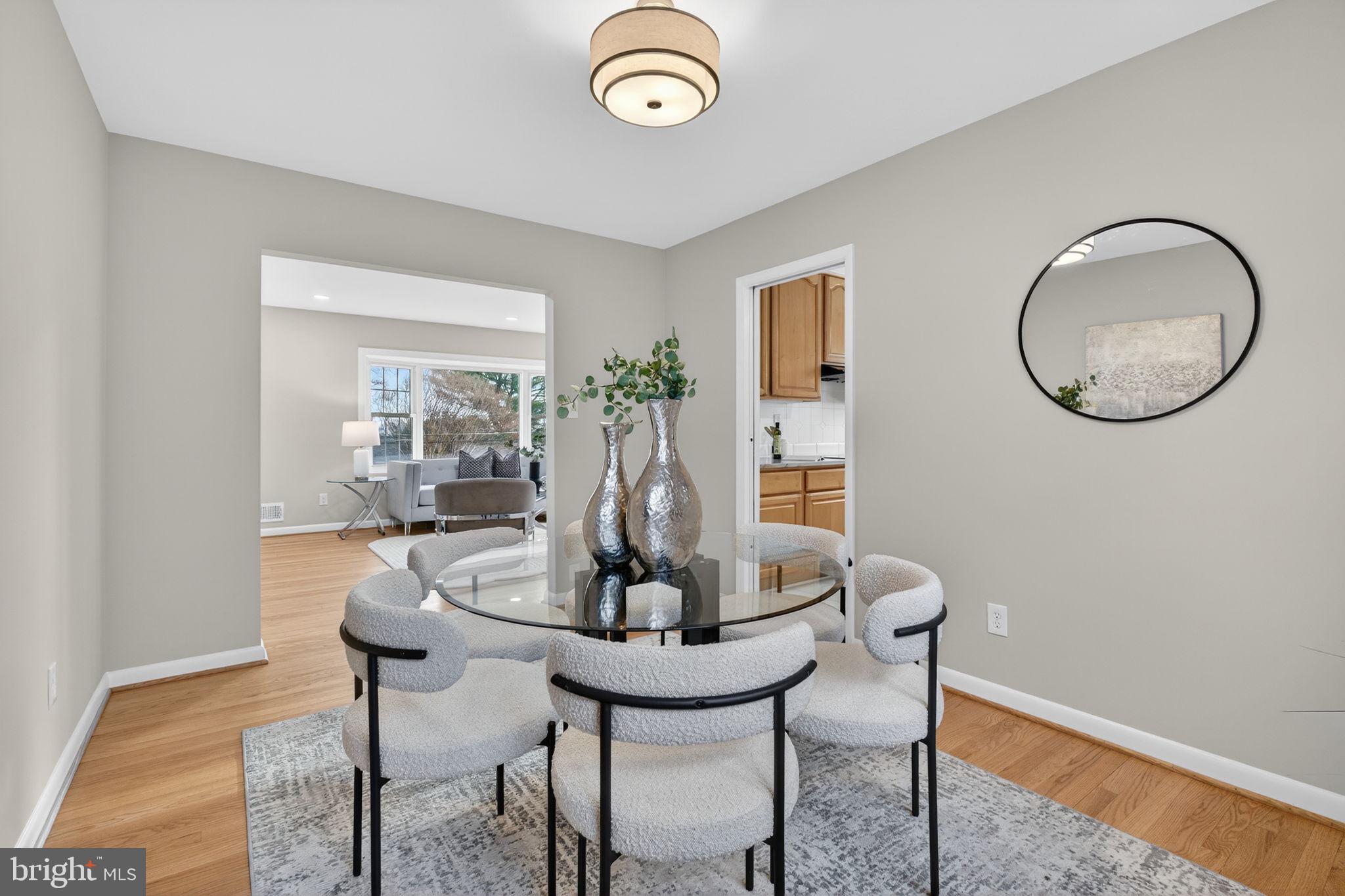 BOULEVARD MANOR - Residential