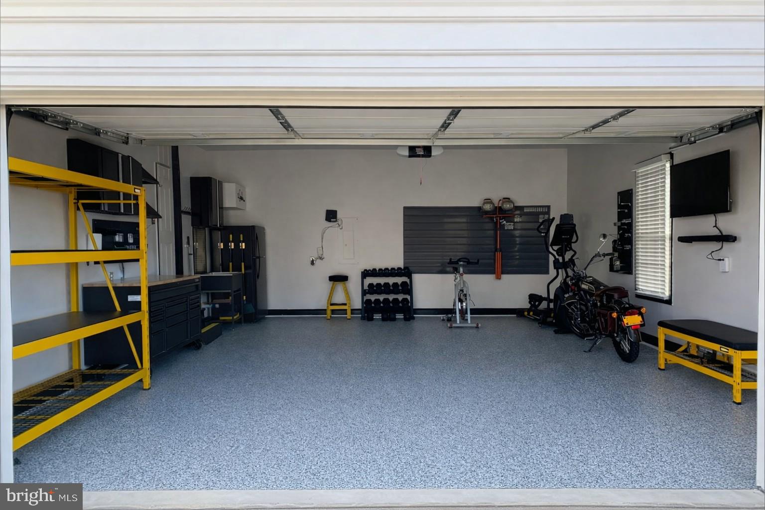 WILLOW POND - Residential