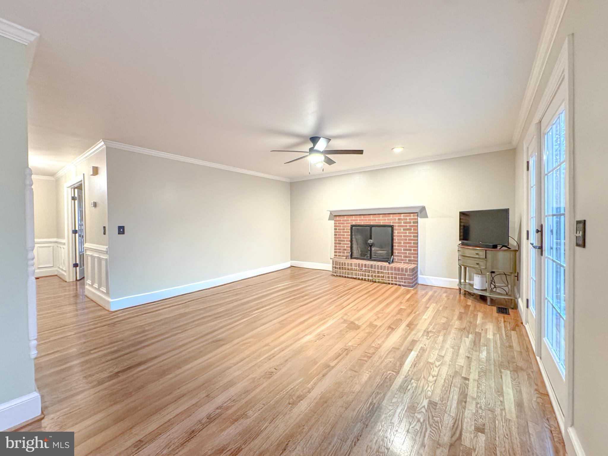 WILLOW POND - Residential