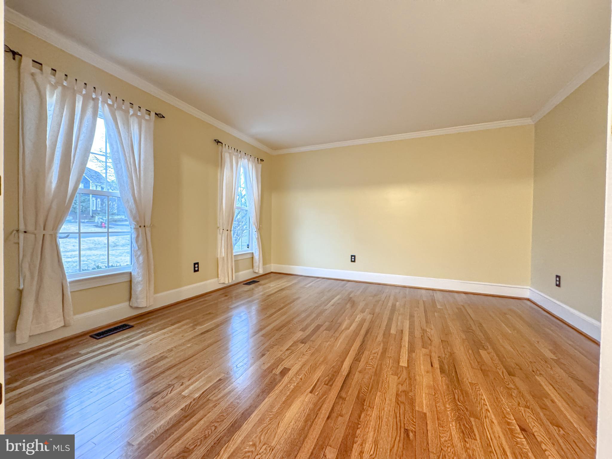 WILLOW POND - Residential