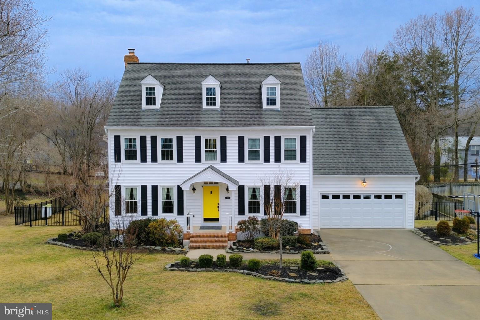 WILLOW POND - Residential