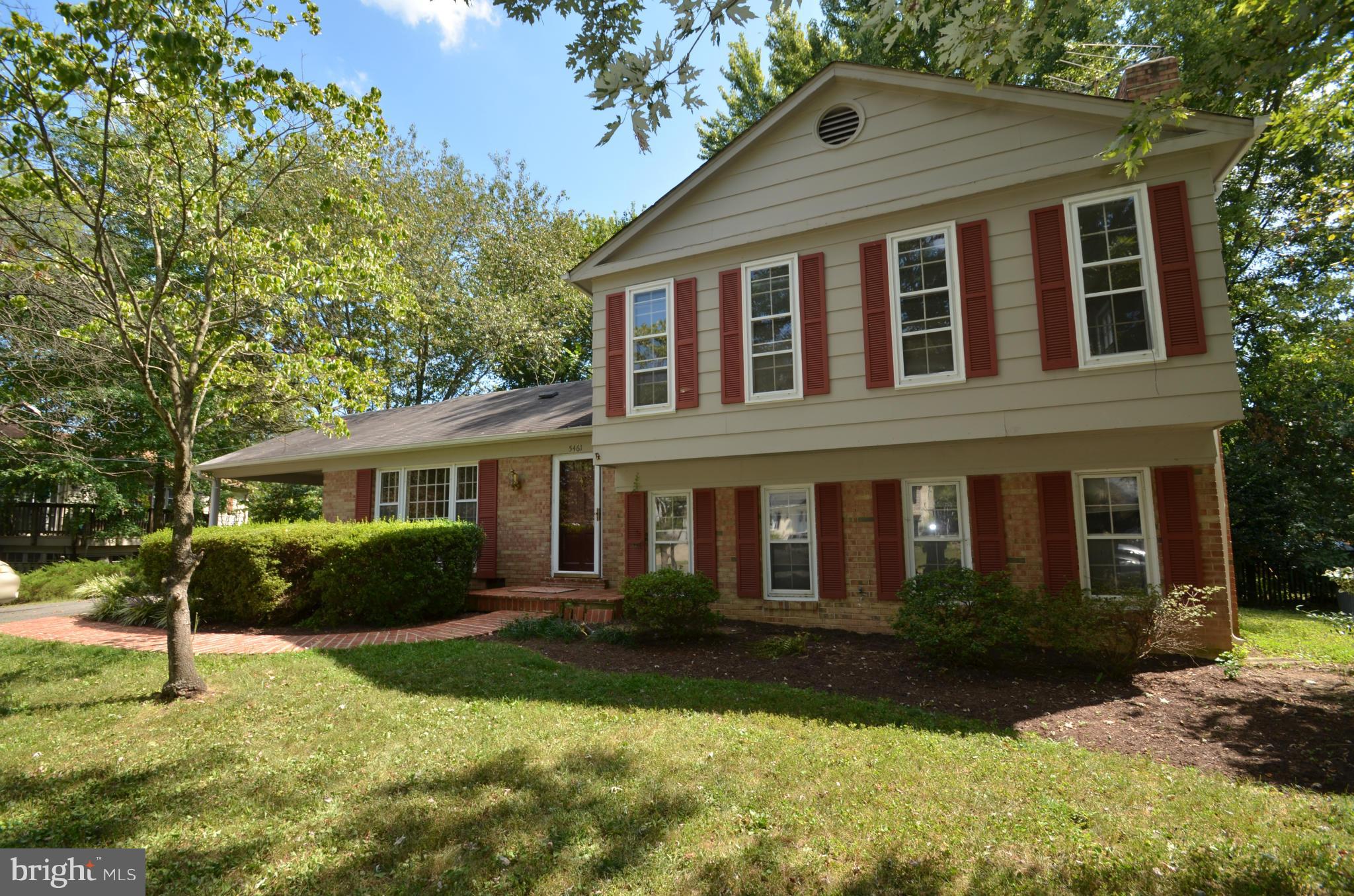 HAYFIELD FARM - Residential Lease