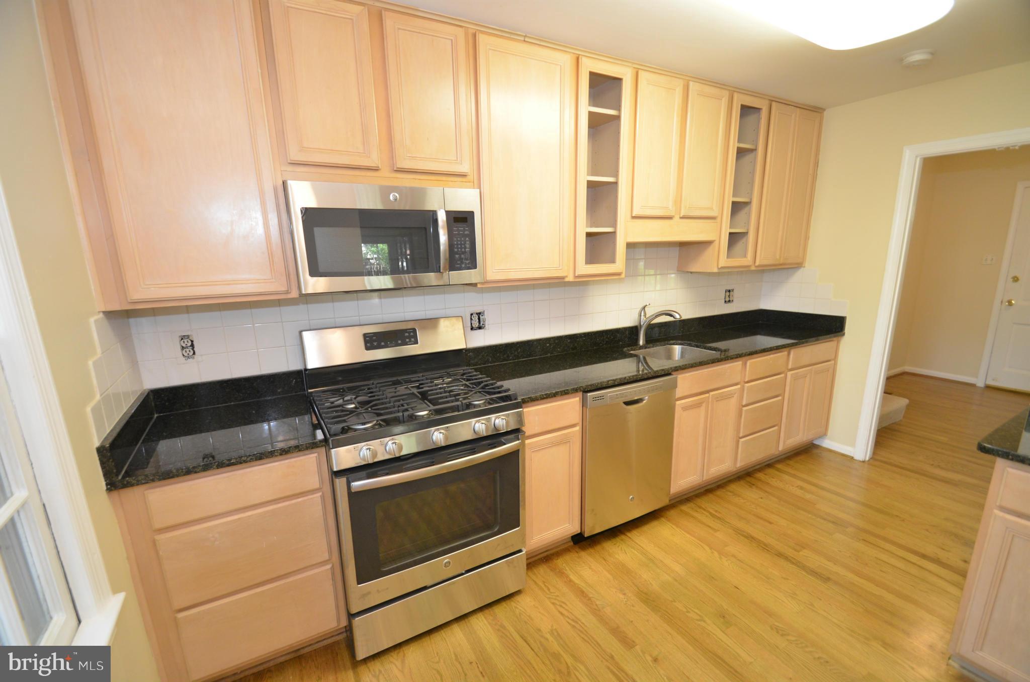 HAYFIELD FARM - Residential Lease