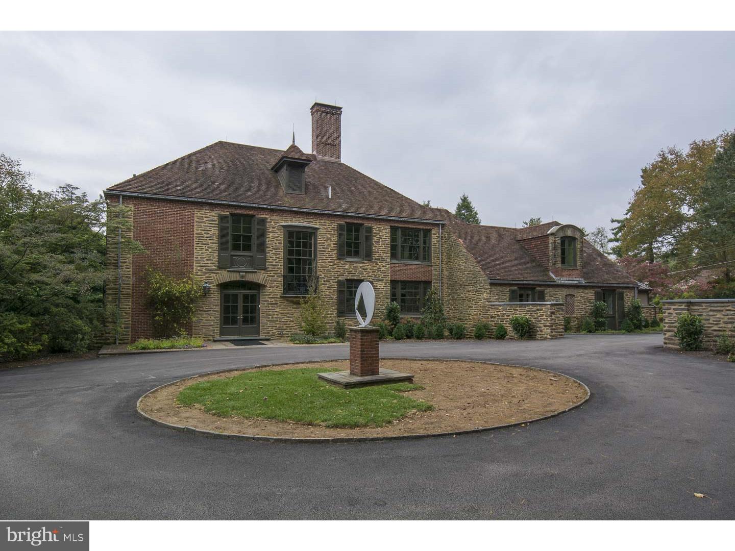 An artful and exquisite balance between the best of old and new, Ardwyn blends classic stone and brick French Norman architecture with a chic, modern interior. Under the design talents of Castlecomb Projects the finishes are bold, impeccably selected and masterfully crafted with the artistry evident in the respect shown to the 70 year old structure. A truly glamourous home with no space being too precious to be off limits for active family life. Soaring ceilings, Exquisite detailing and superior execution. Ardwyn will come to define the "New Classic" For Mainline Living. Please note that Taxes and Assessment are To Be Determined.