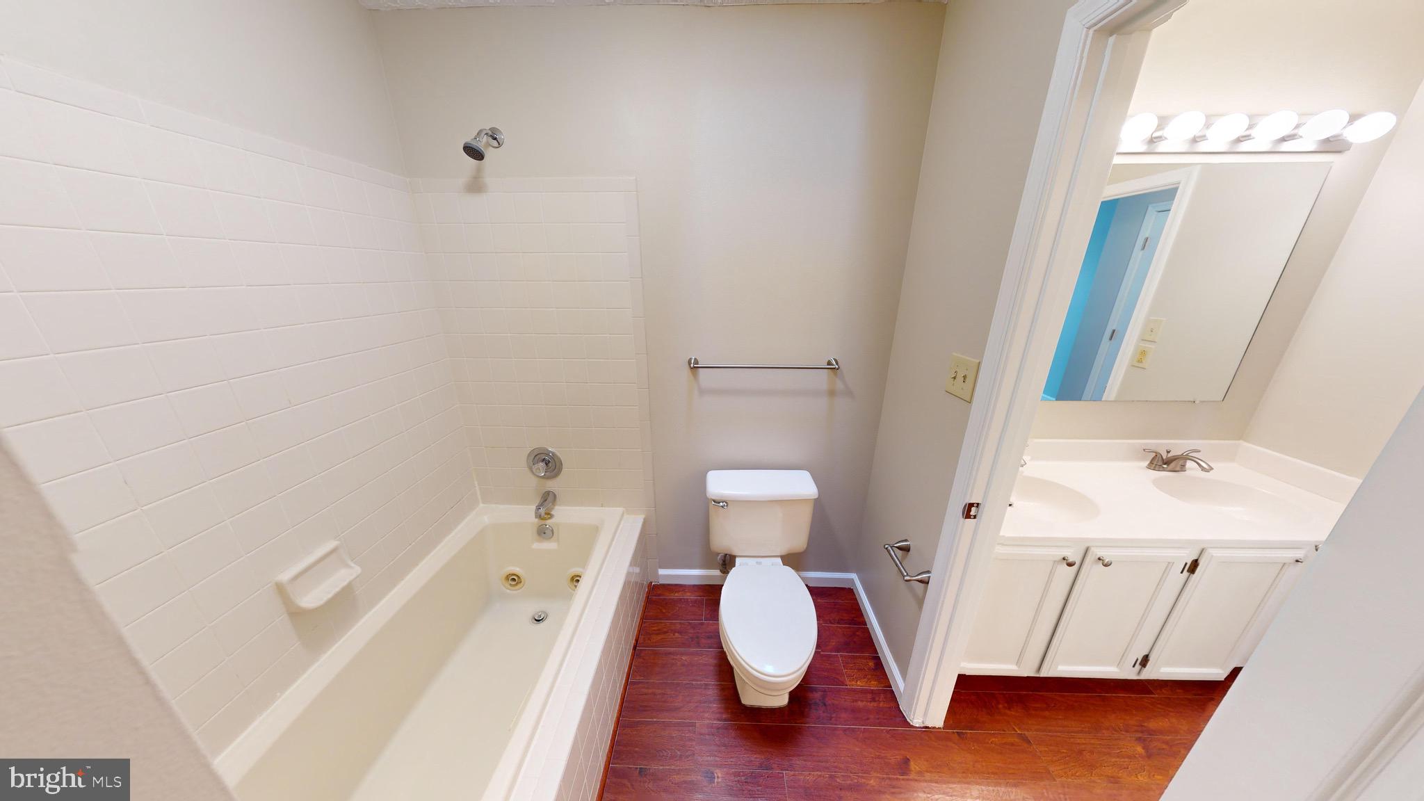 ST CHARLES DORCHESTER - Residential