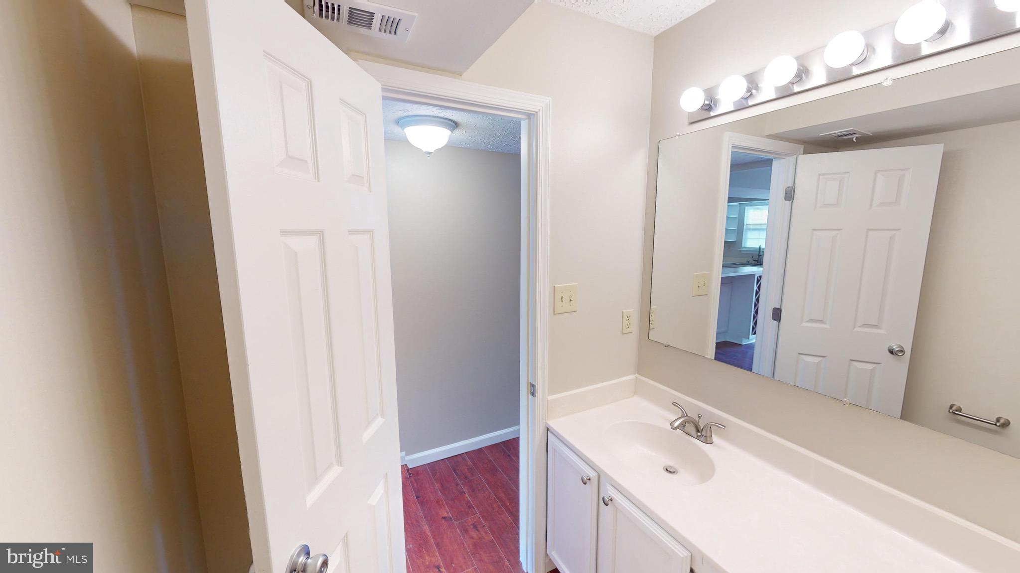 ST CHARLES DORCHESTER - Residential