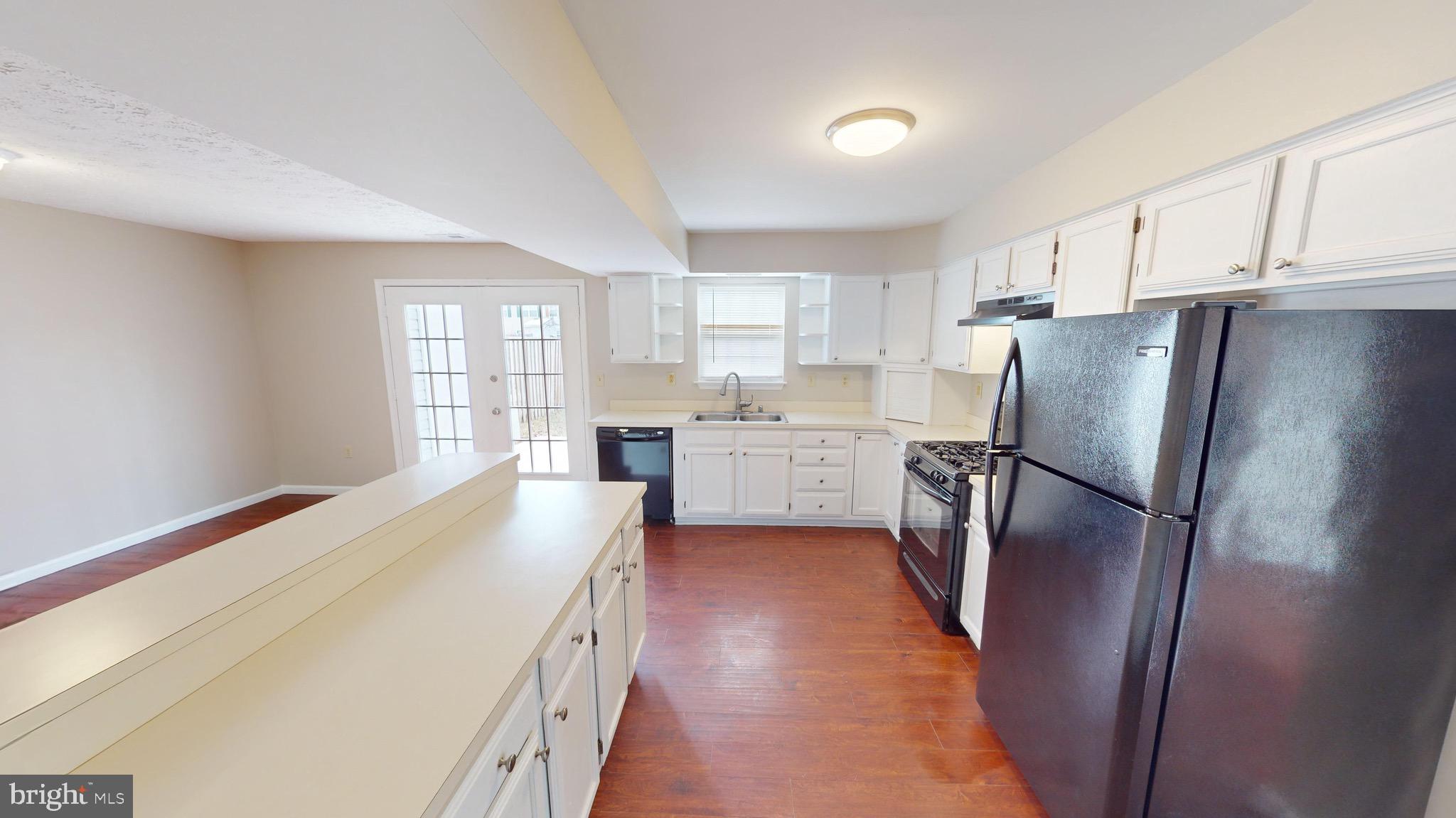 ST CHARLES DORCHESTER - Residential