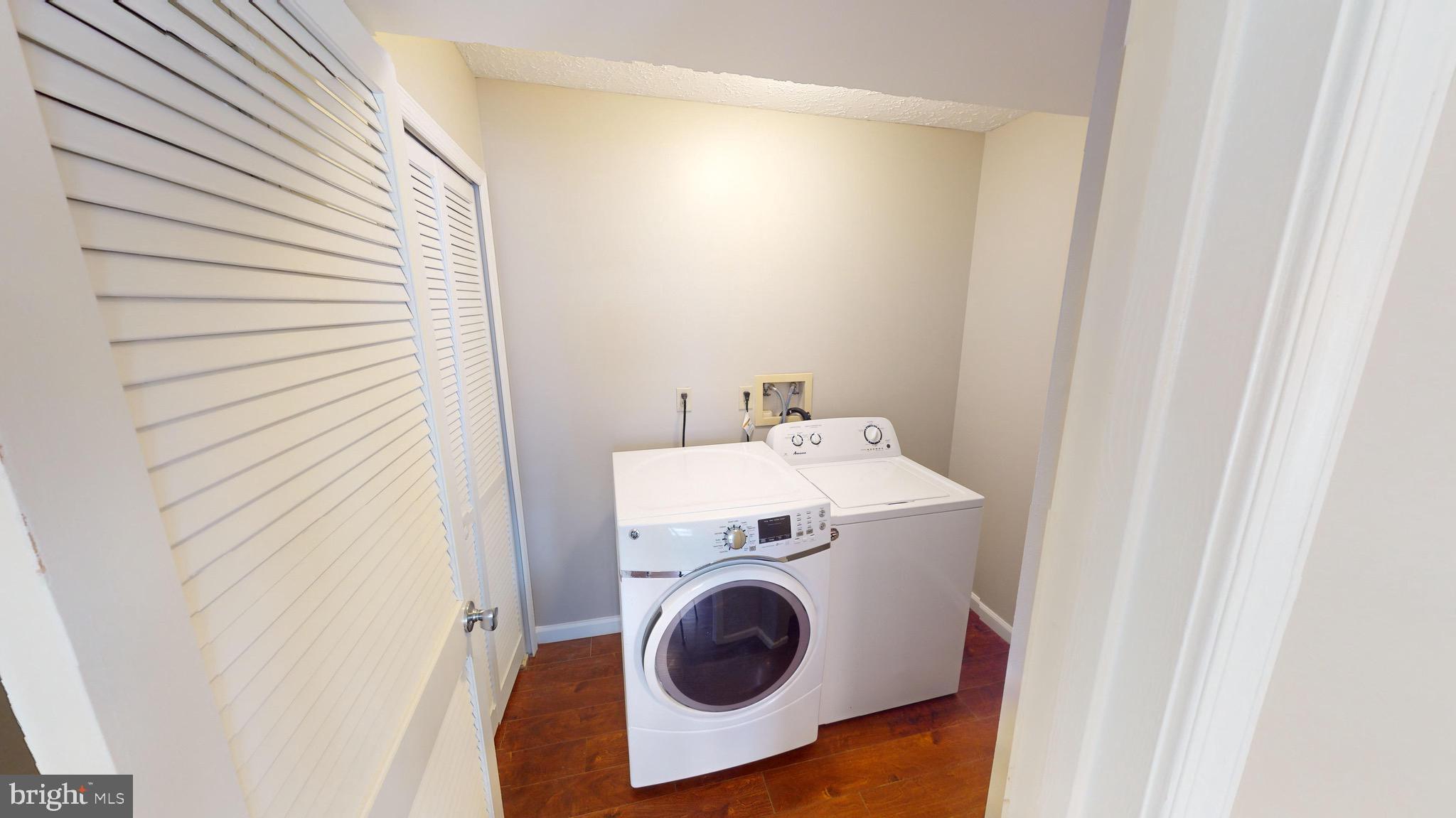 ST CHARLES DORCHESTER - Residential