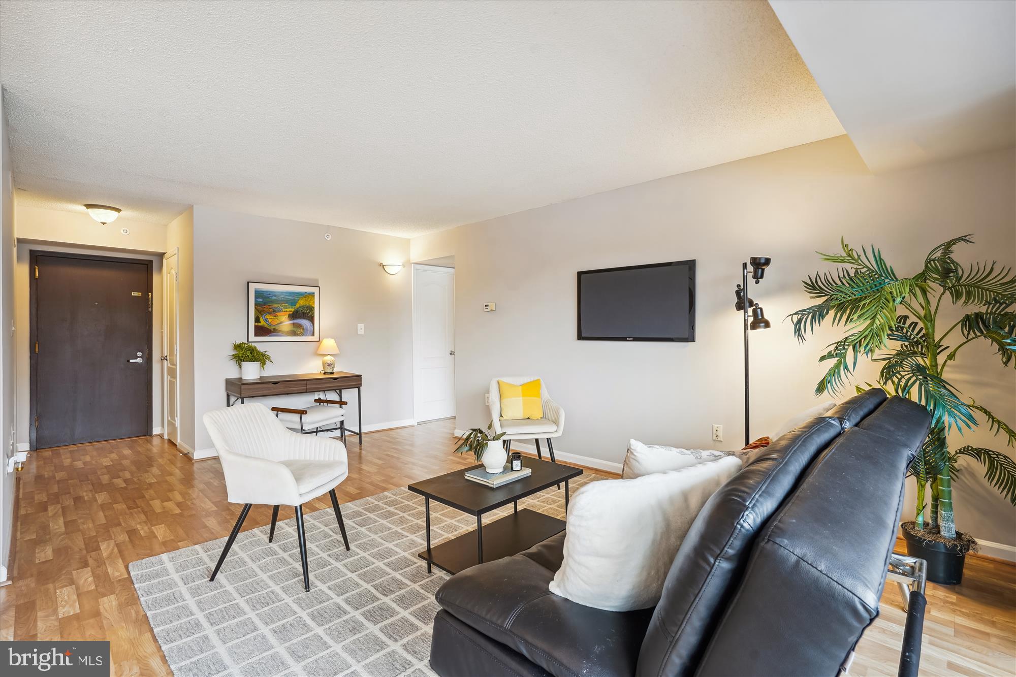 RENAISSANCE AT TYSONS - Residential