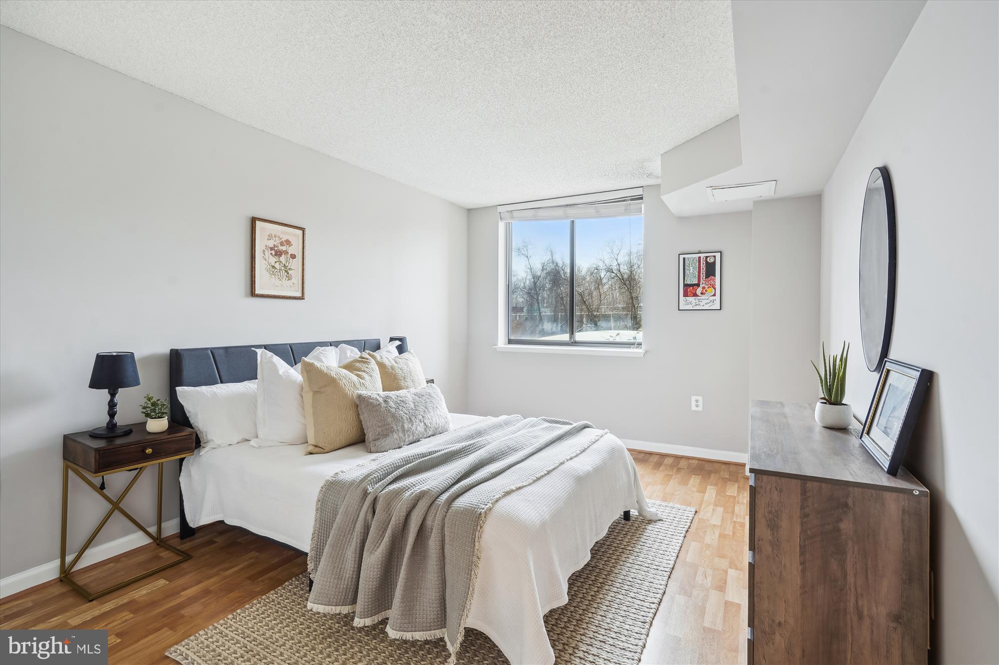 RENAISSANCE AT TYSONS - Residential