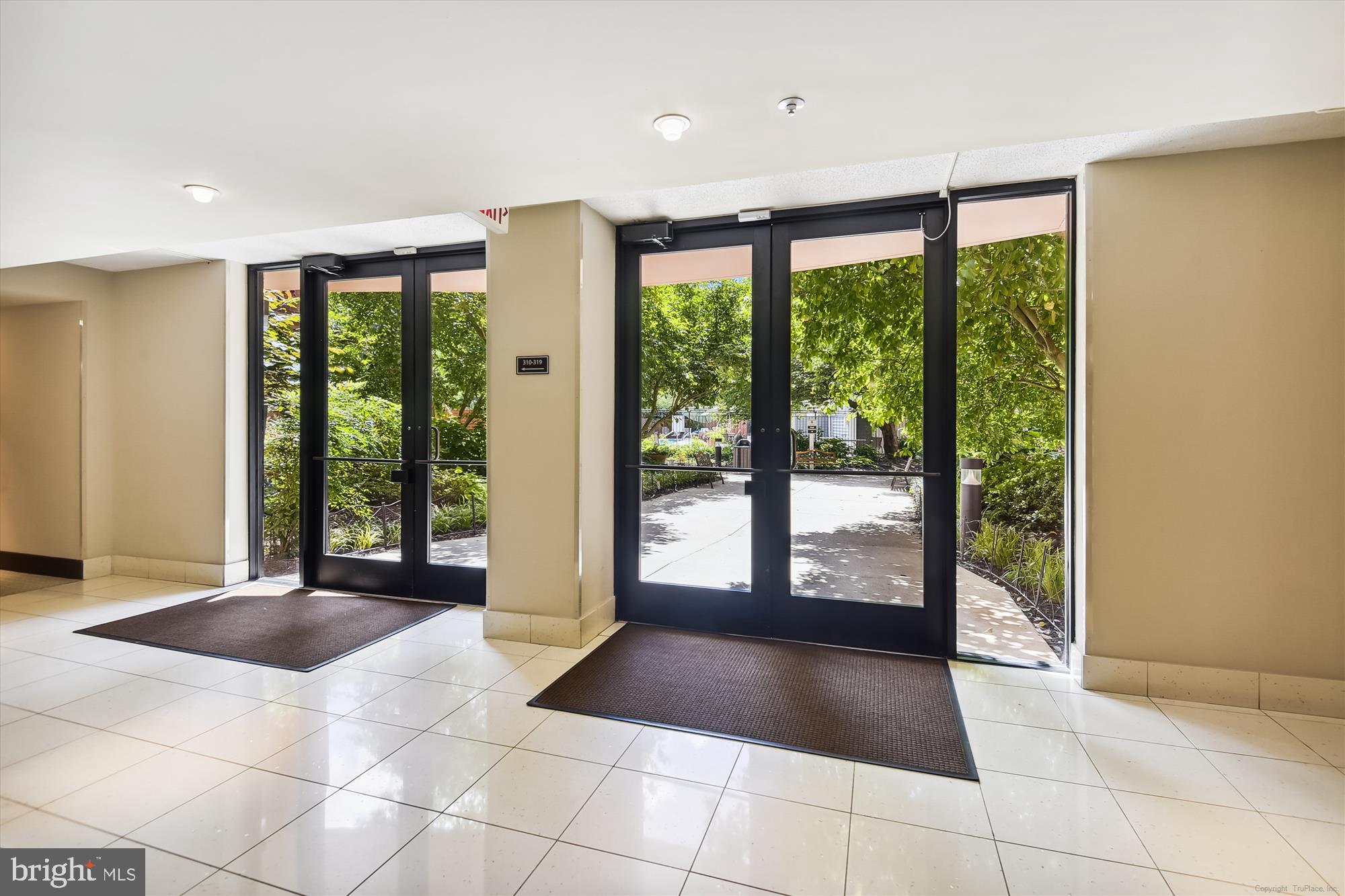 RENAISSANCE AT TYSONS - Residential