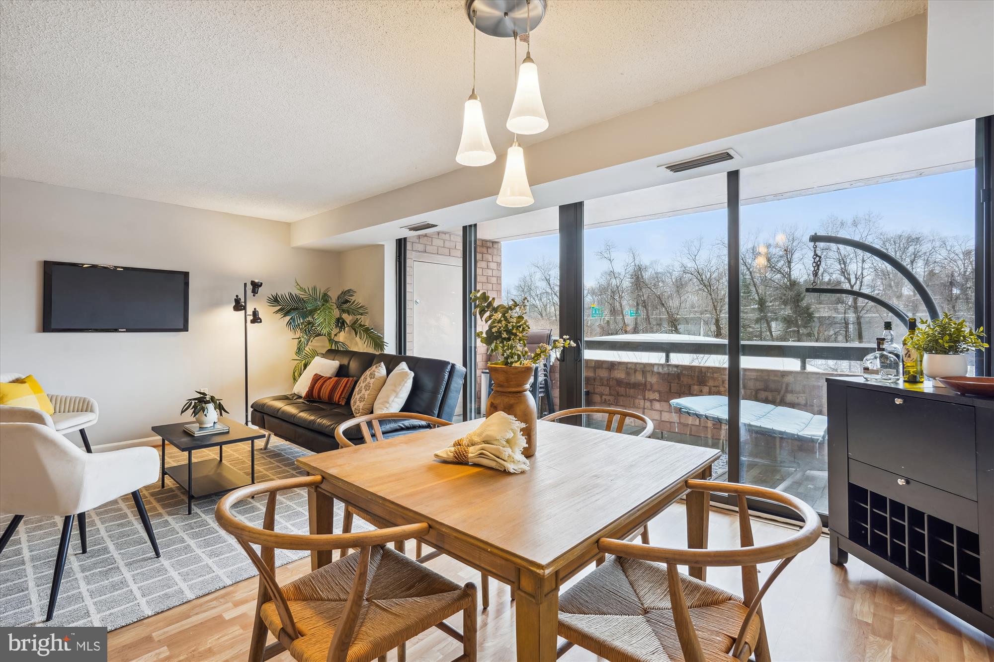 RENAISSANCE AT TYSONS - Residential